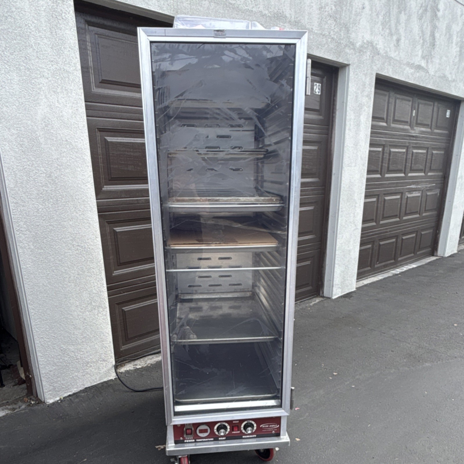 Win-Holt Full Height Dough Proofing Cabinet Clear Door Insulated Lip Load