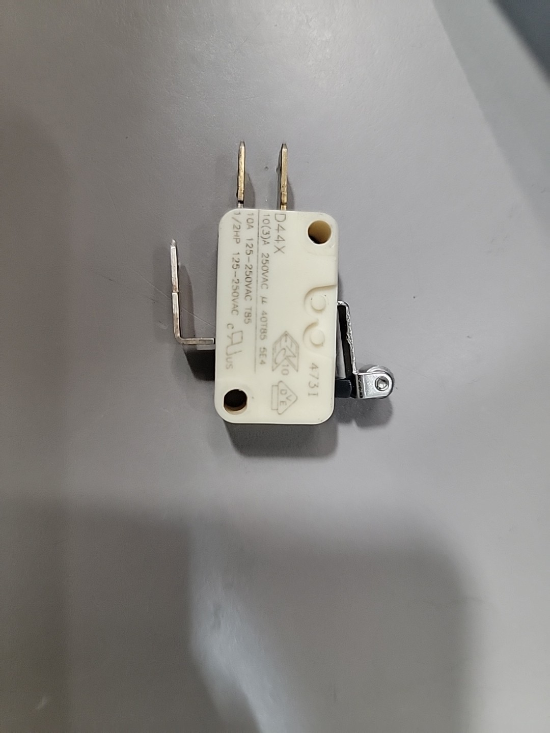 Seaga Combo Vending Machine ELI349 Micro Switch