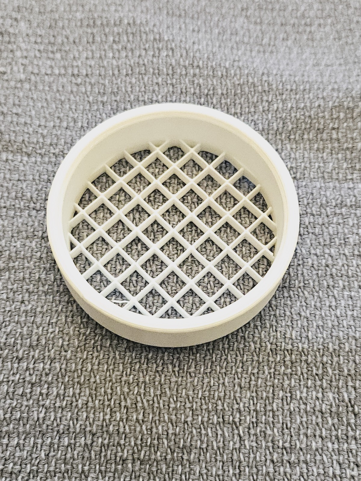 1-1/2″ PVC Vent Screen, 1.90″ ID, 1/4″ Mesh, All Plastic fits on OD of Pipe