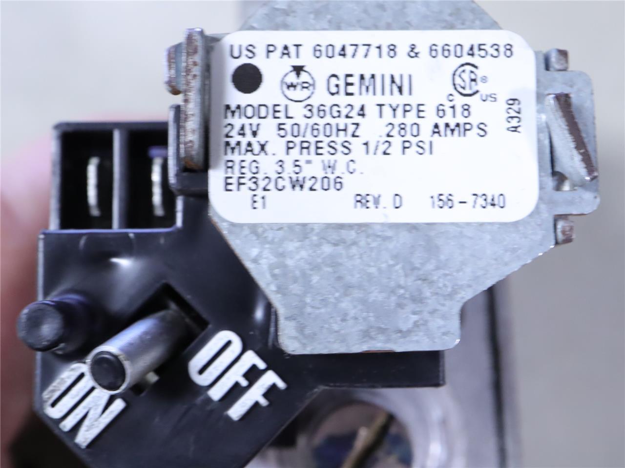 White Rodgers GEMINI 36G24 618 HVAC Furnace Gas Valve EF32CW206