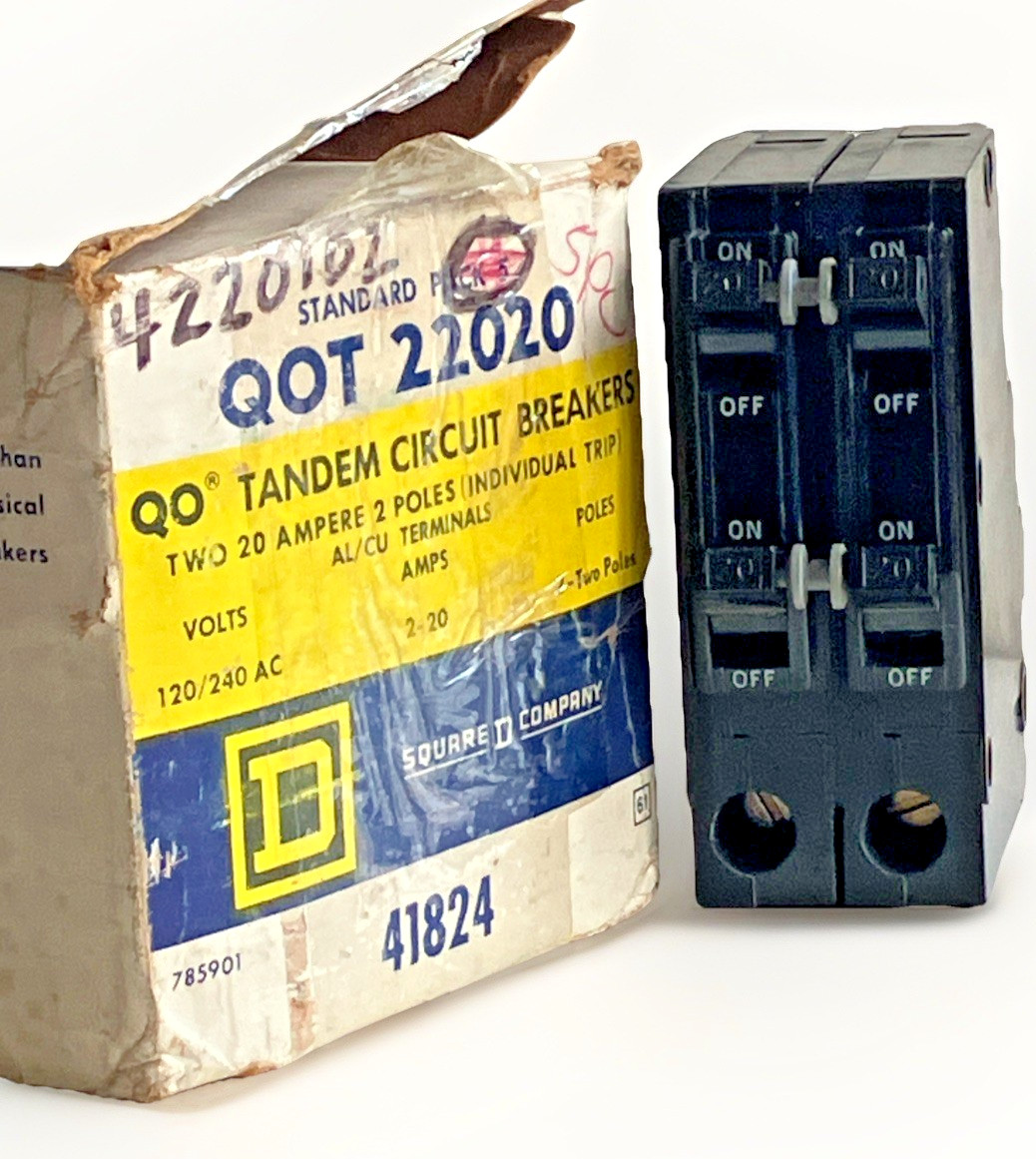 Square D QOT22020 20A 240V (2) 2P Piggyback Quad Tandem Quadplex CTL Hook -New!