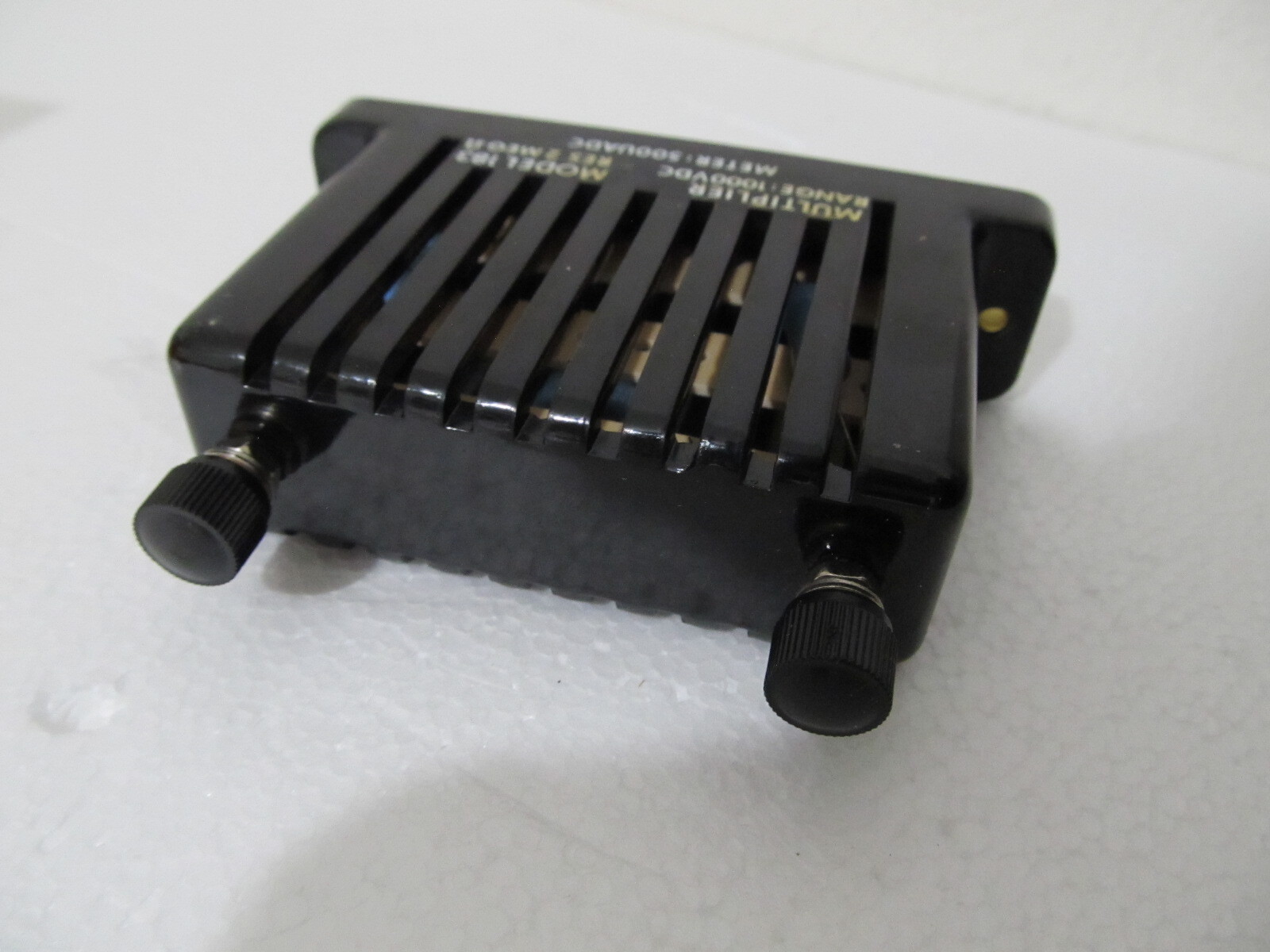 Simpson 0-1000 DC Volts Model 1227 w/ 183 Multiplier Range – 1000V, RES 2 MEG Ω