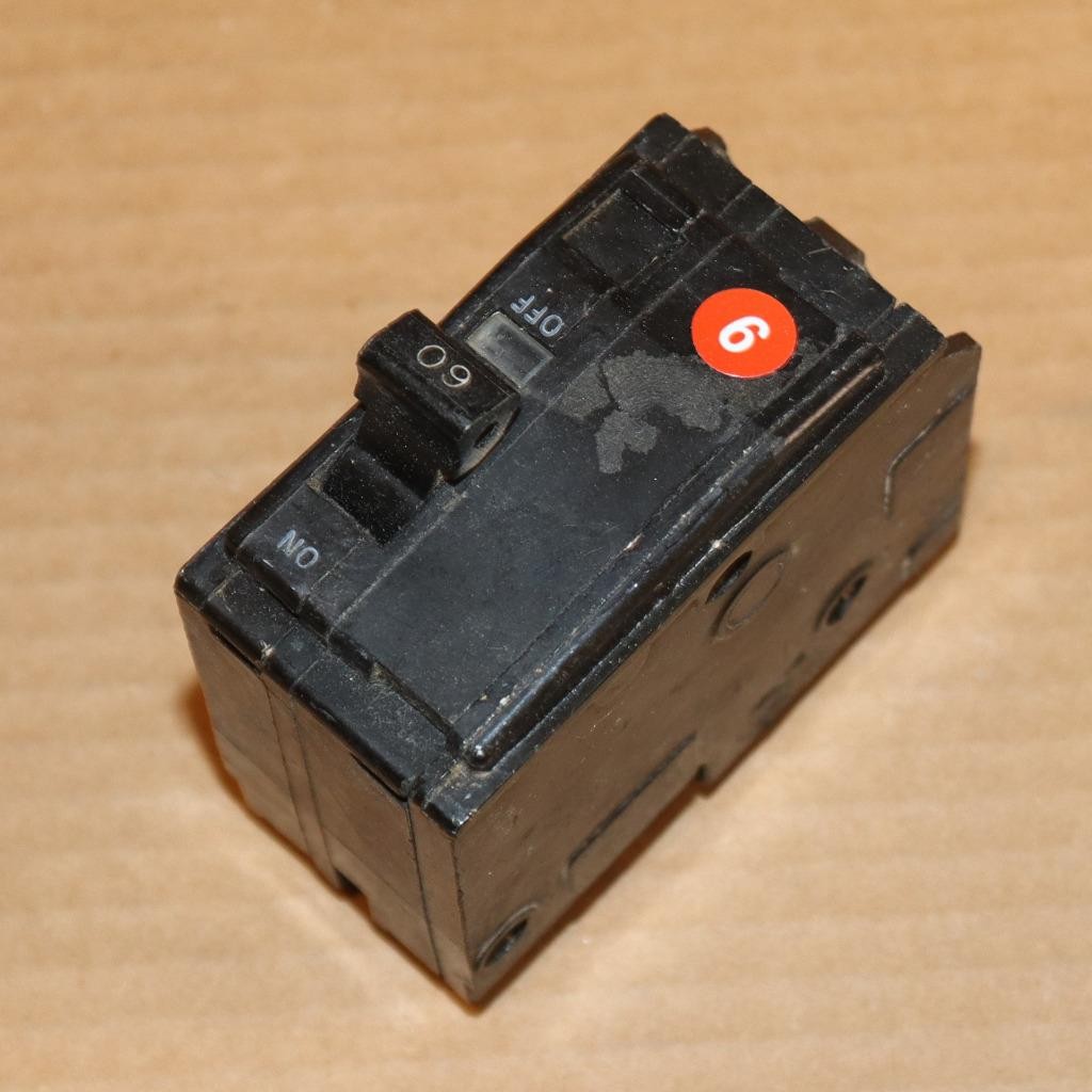 One Square D QO260 2 Pole 60 Amp Plug In Circuit Breaker OG#09