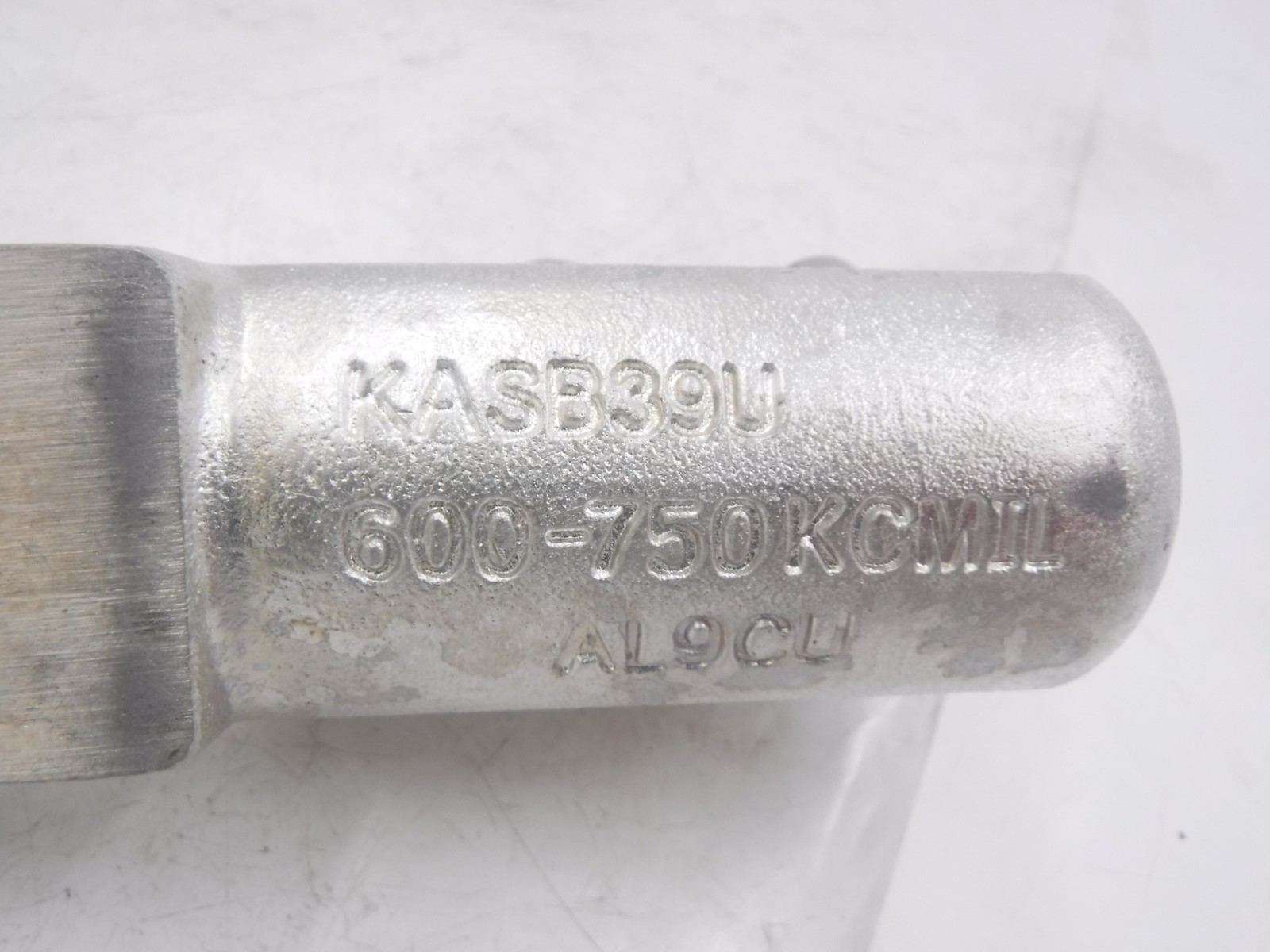 Burndy 2 hole 600-750kcmil Qikshear Shear Bolt Lug KASB39U2N