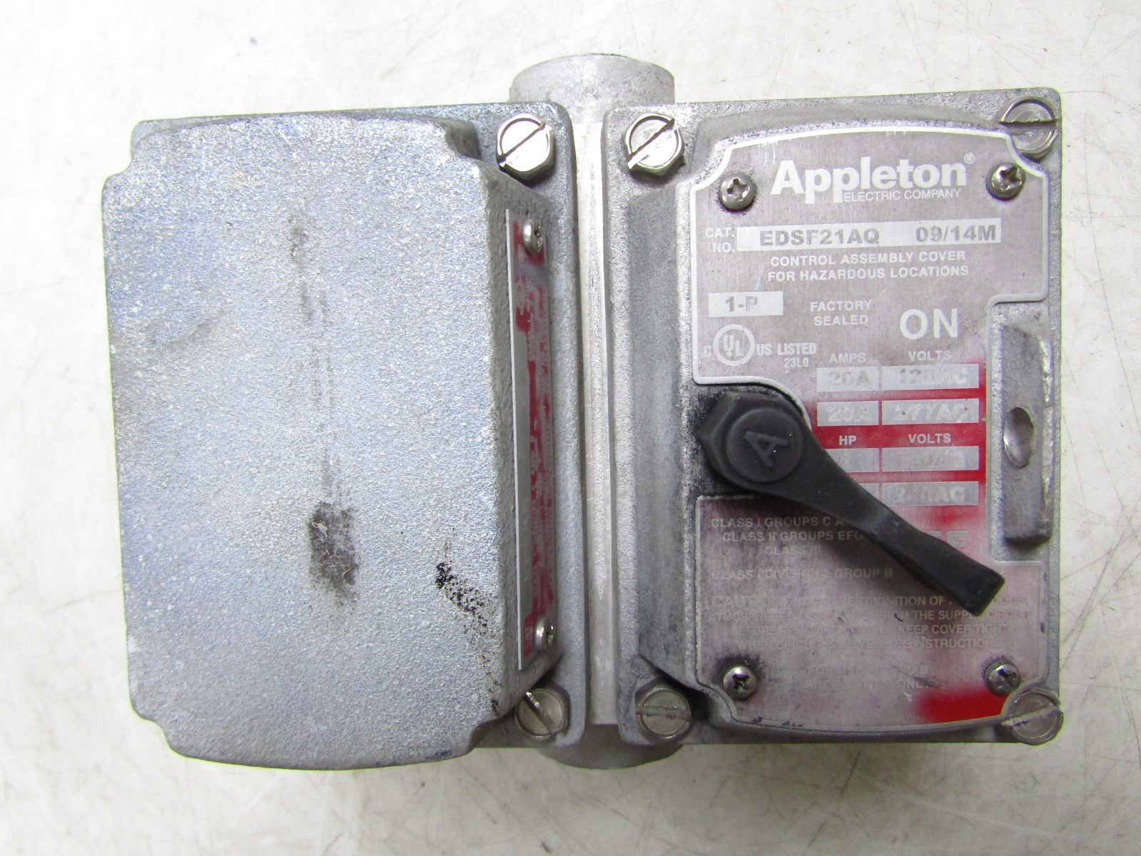 🙌APPLETON 20 AMP EXPLOSION PROOF SNAP SWITCH 120/277 VAC EDSF21AQ EDSC372SA