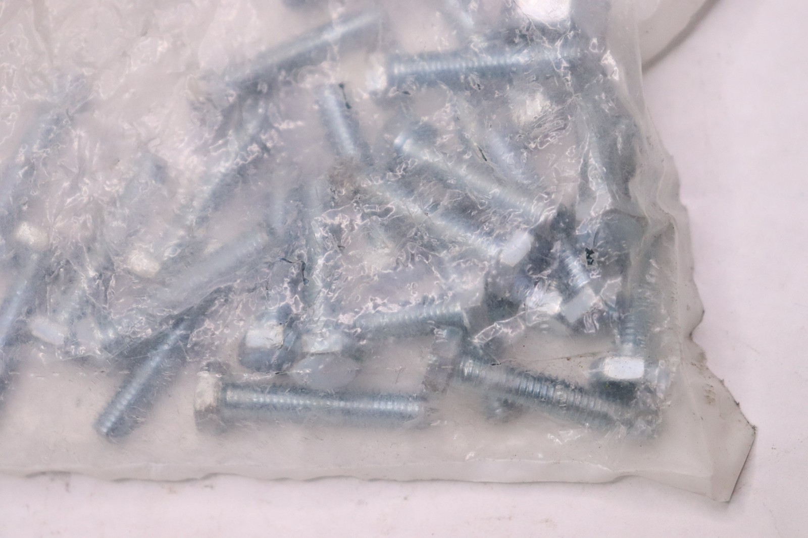 (25-Pk) Value Collection Under Head Hex Head Cap Screw M6x1.00mm Metric 30mm