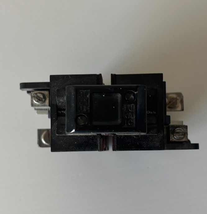 circuit breaker I.T.E push Matic 2 pole 40amps