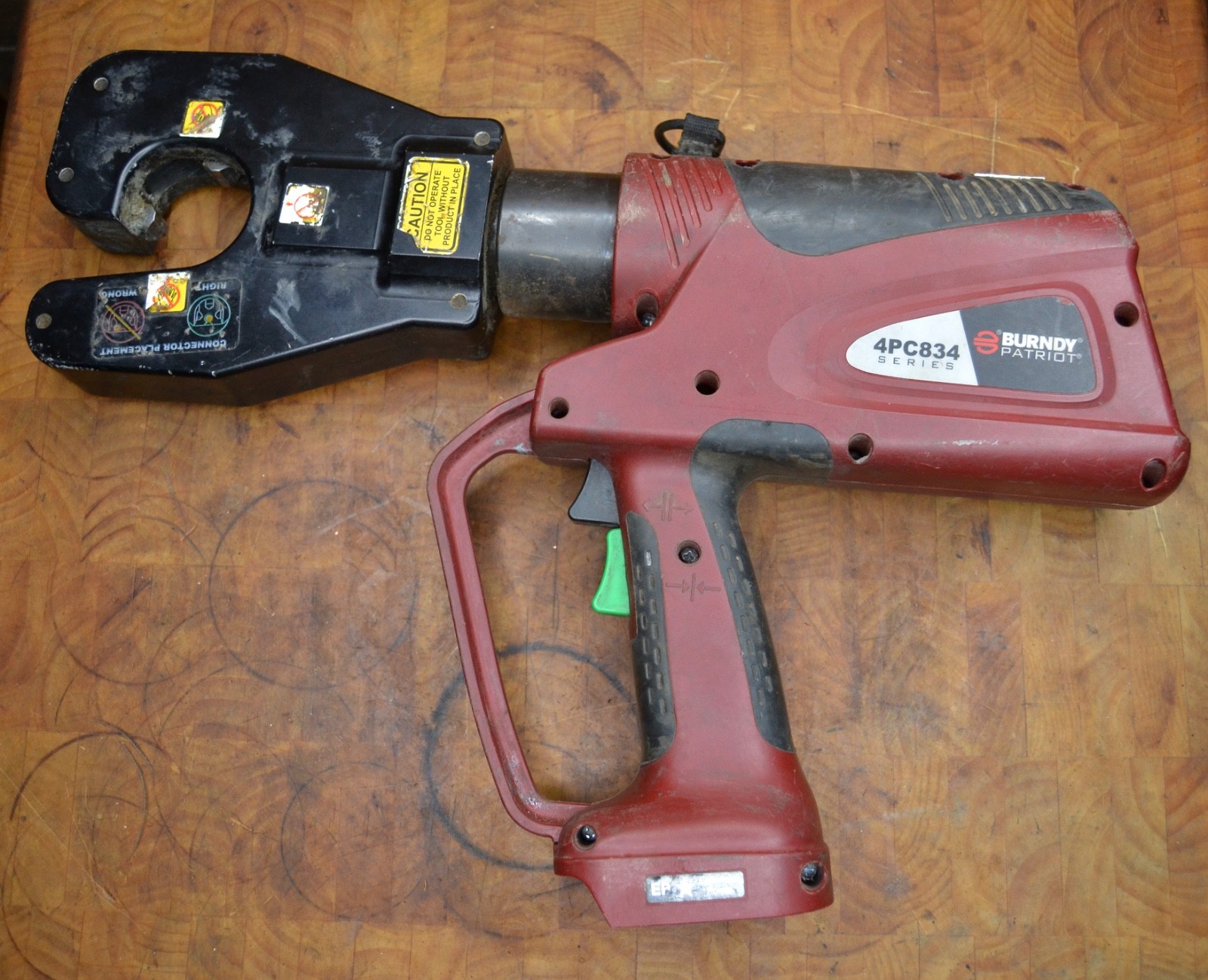 Burndy PATRIOT 4PC834 4-POINT 6-Ton Dieless C-Head Battery Actuated Crimper #1