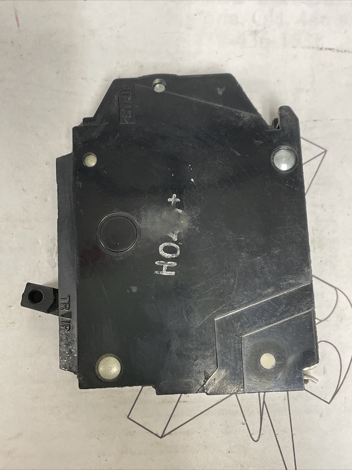 General Electric TQP115 – 15 Amp 1 Pole 120/240V Circuit Breaker Slim Line