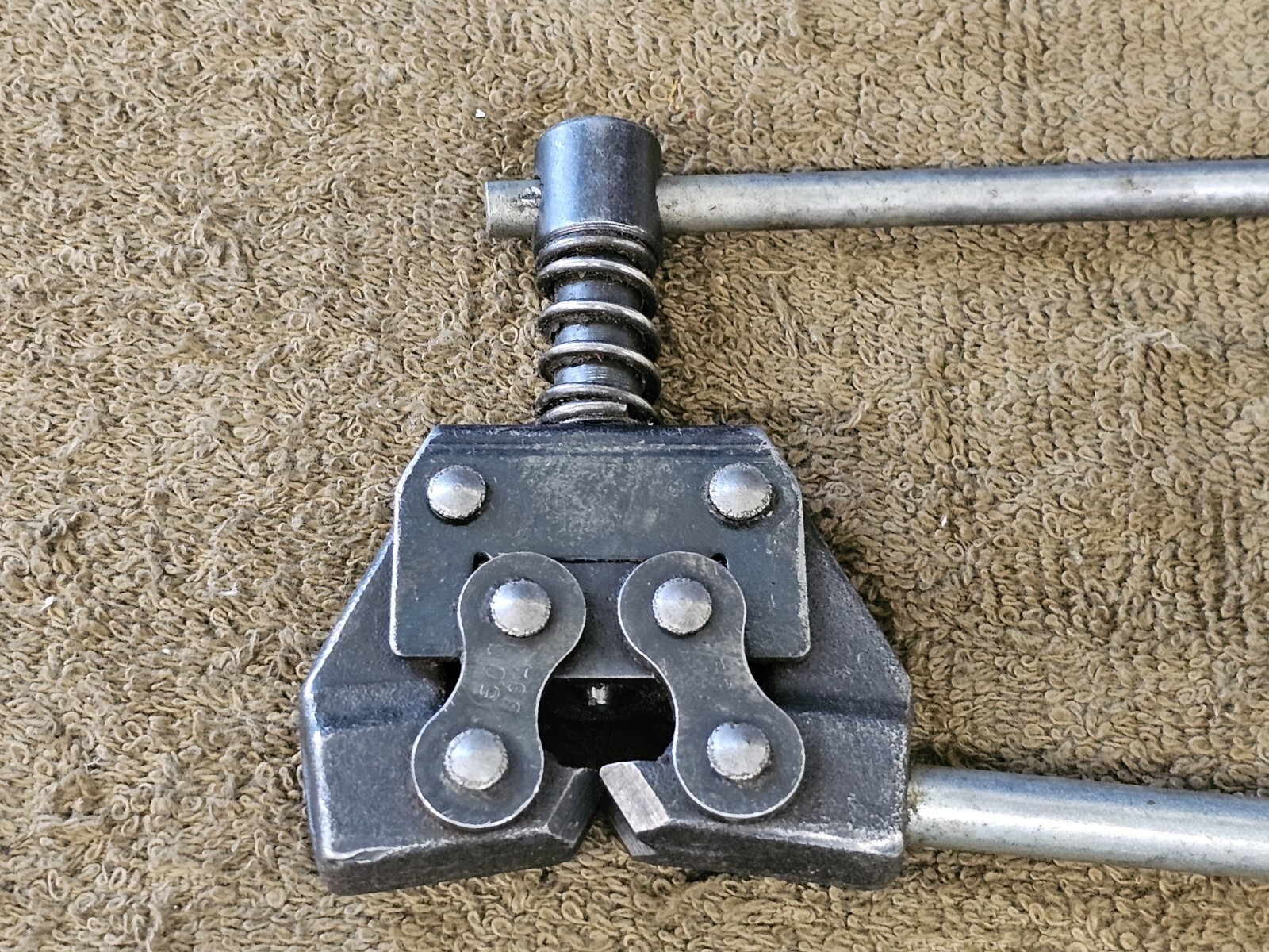 2 Chain Breakers Detachers Cutter Hand Tool Roller Bicycle Bike Pair USA