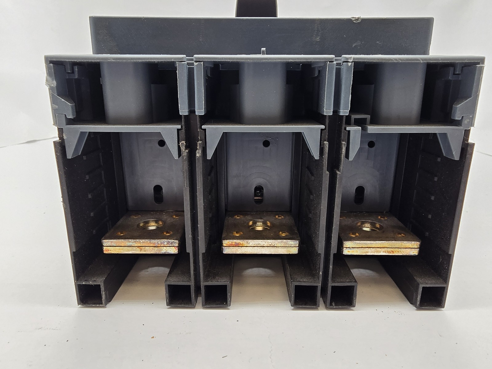 Siemens 3VA5340-5EC31-0AA0 Bolt On Circuit Breaker 400A 600VAC Max 3P 50/60Hz