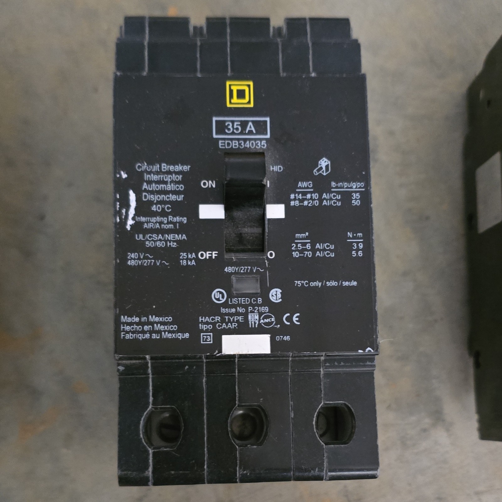 Square D EDB34035 35A 3-Pole Circuit Breaker 480V/277V Black HACR Rated