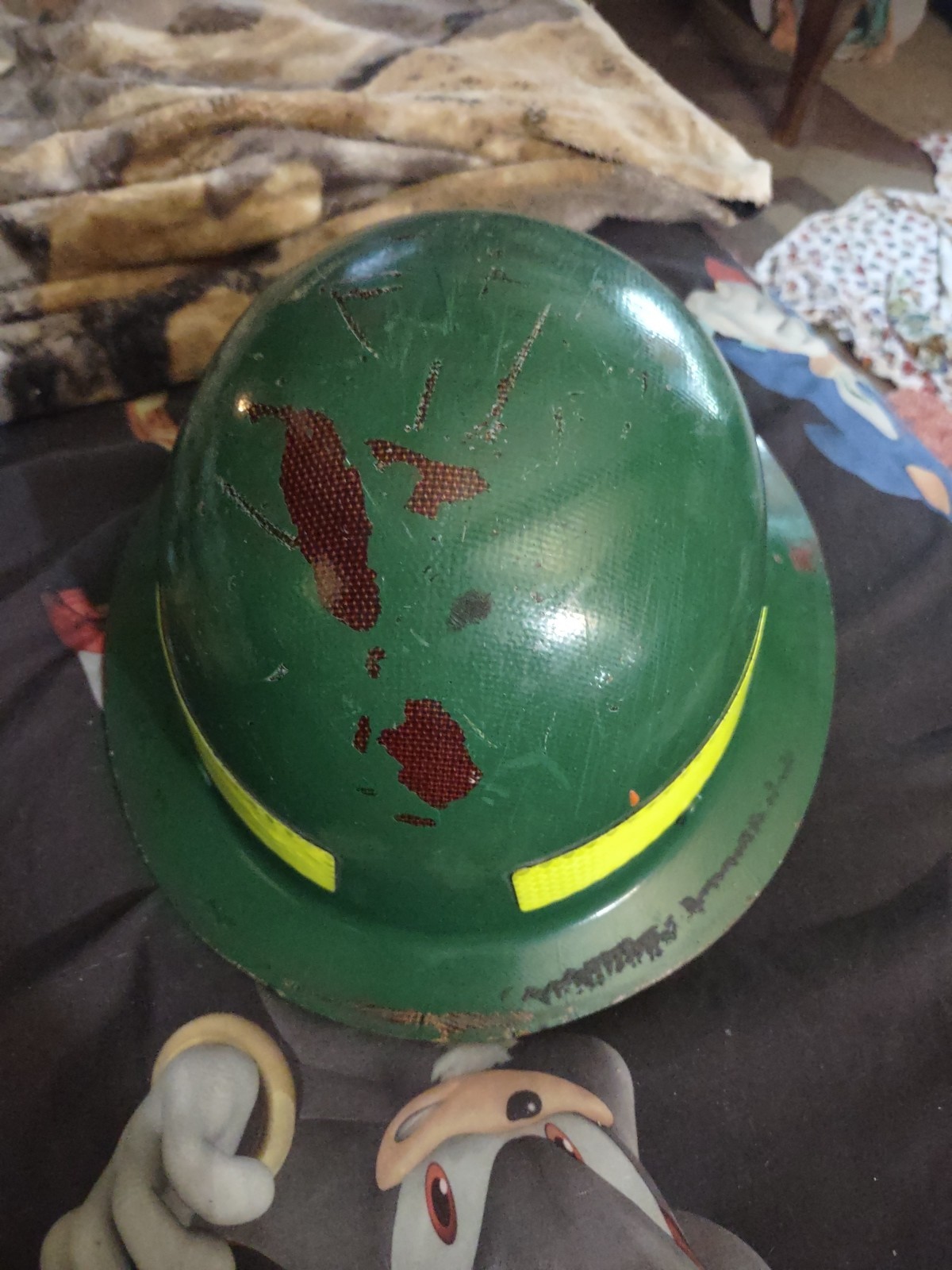 MSA Skullgard Full Brim Construction Hard Hat fiberglass safety Class G