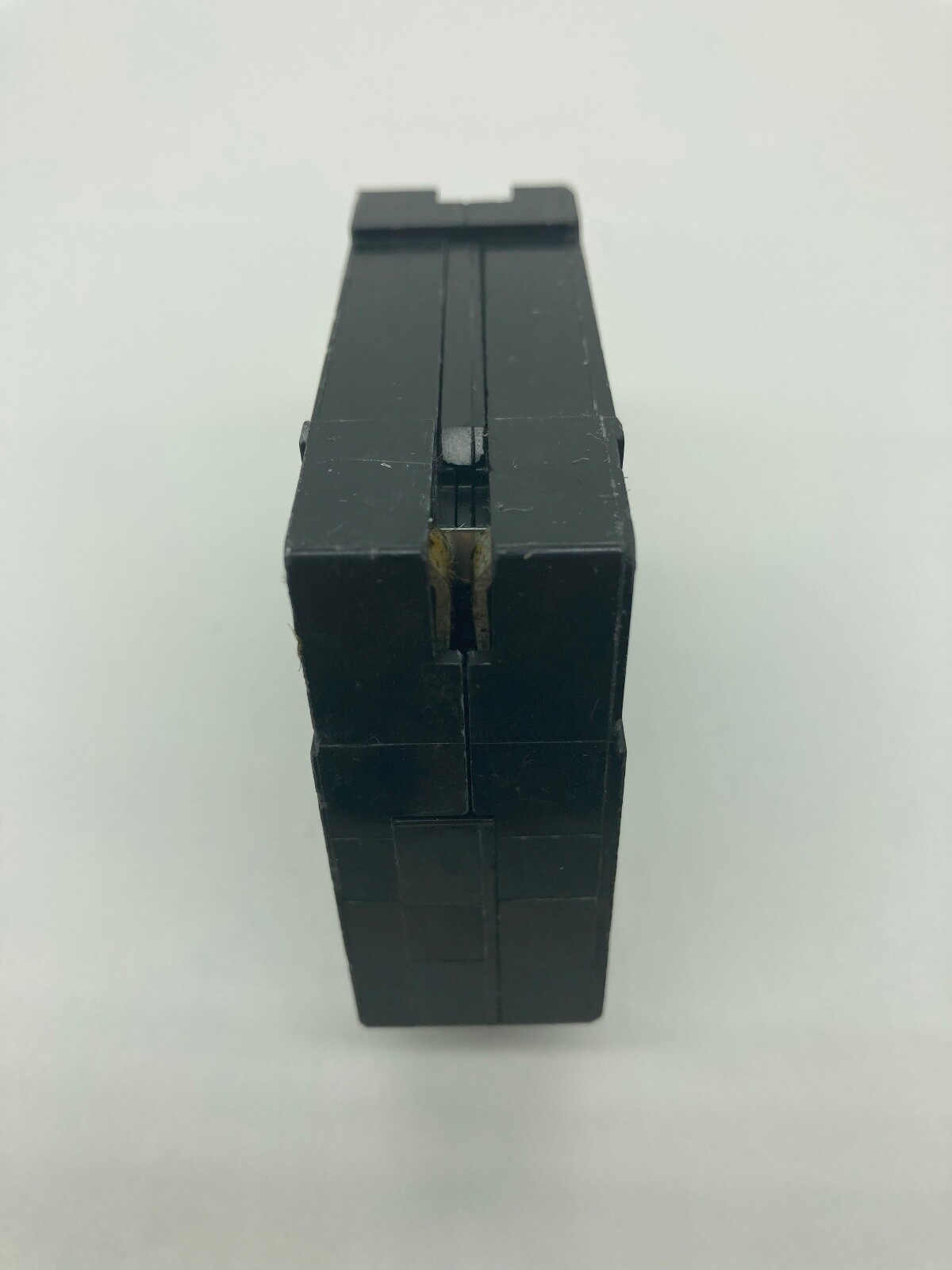 HOMLINE HOMT2020 Two 1 Pole 20 Amp 120V HOMT Tandem Plug In Twin Circuit Breaker