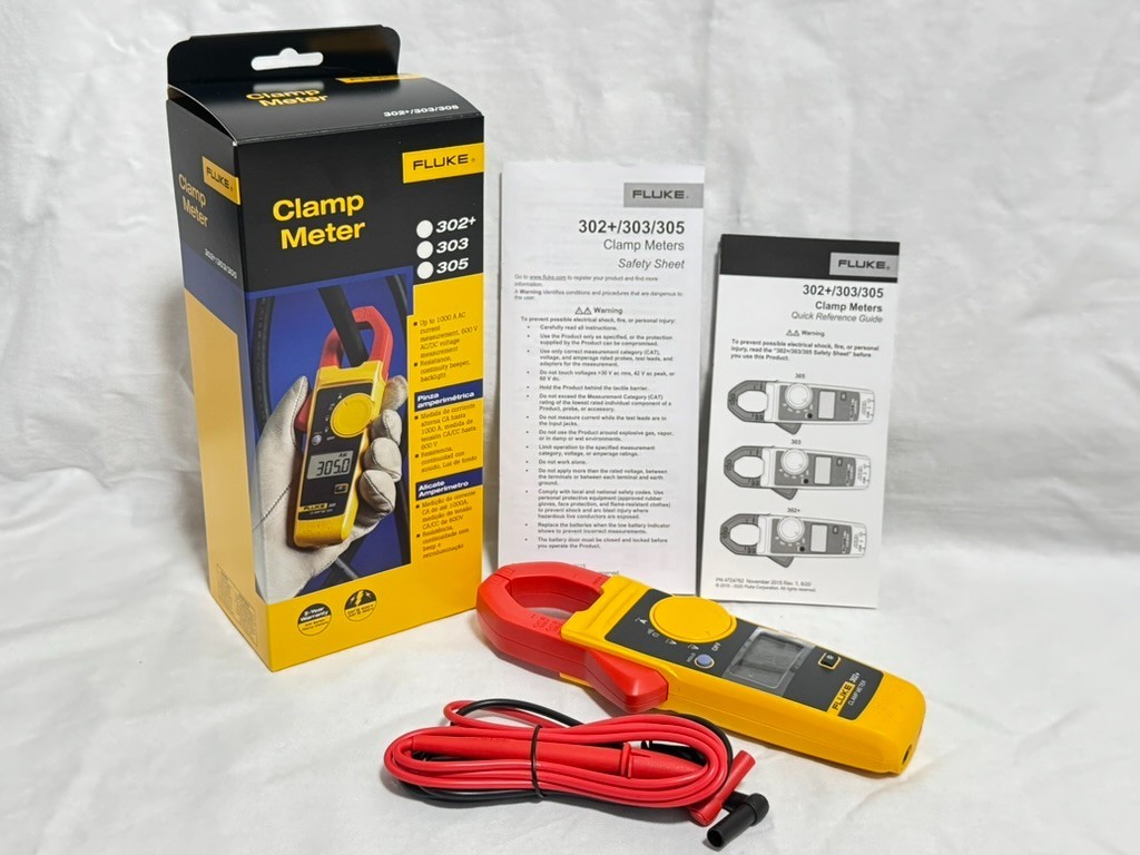 Fluke 302+ Plus Digital Clamp Meter Tester AC / DC Volt Amp Multimeter AC400A