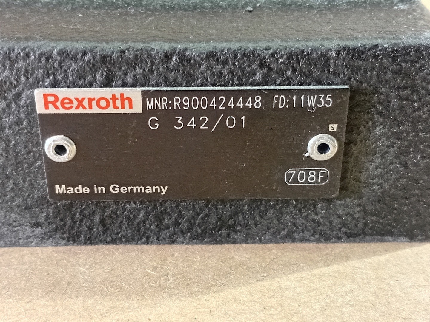 SURPLUS NEW REXROTH R900424448 Subplate , G342/01 – Parts & Components