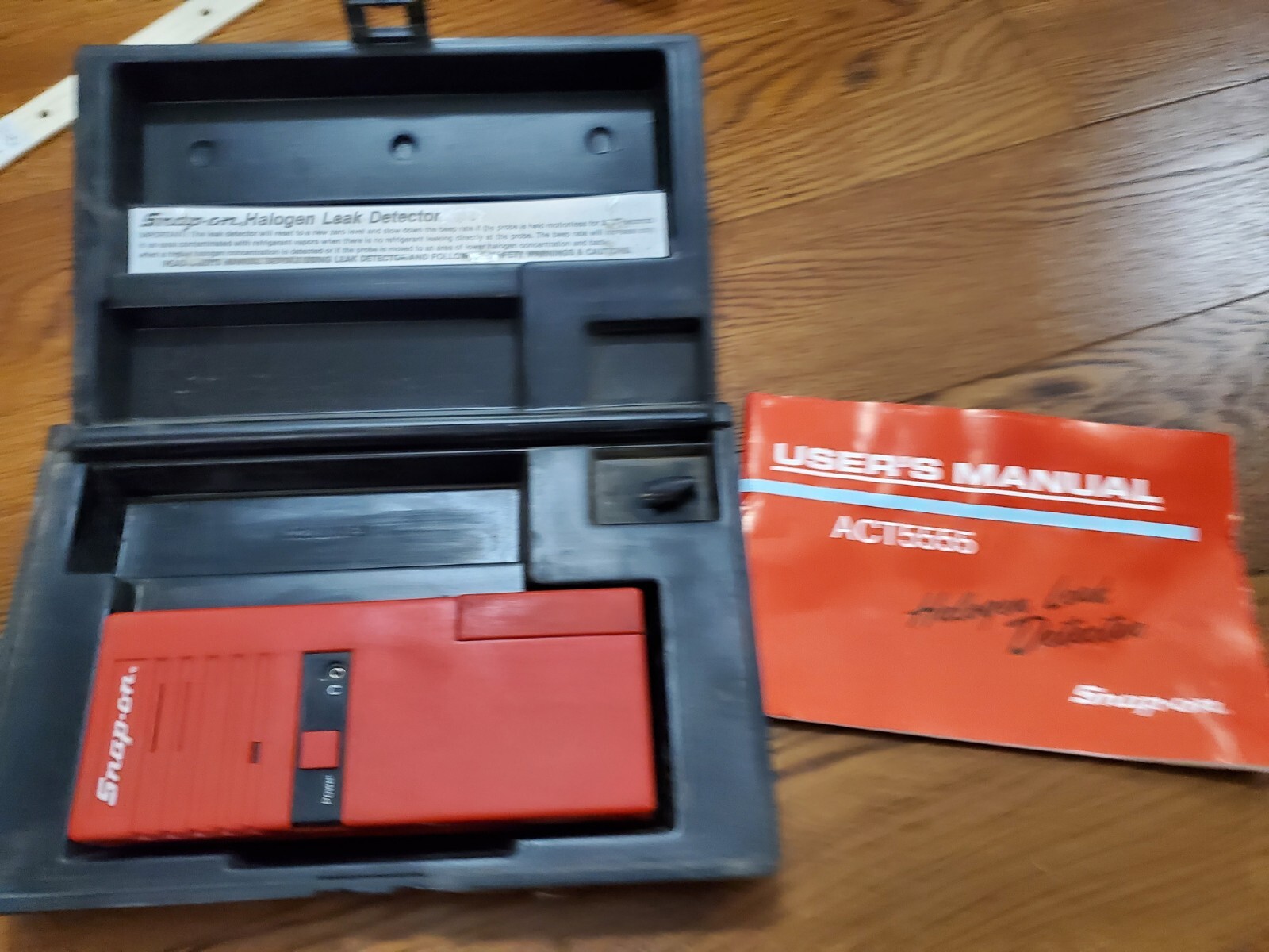 Snap-on ACT5555 Halogen Leak Detector Tool