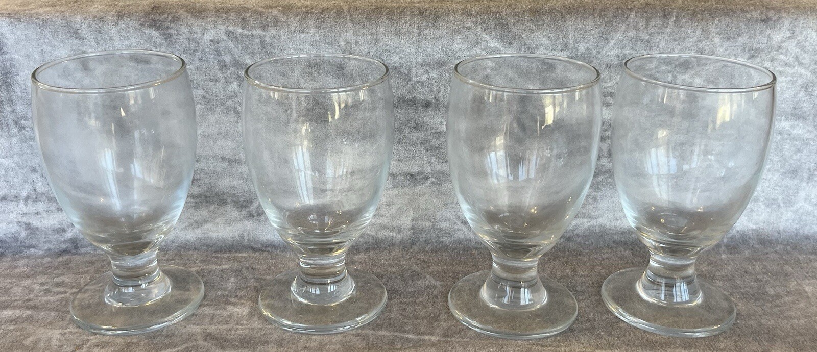 4 Libbey 3752HT Embassy 10.5 oz Banquet Goblet Glass – Lot Of 4 NEW