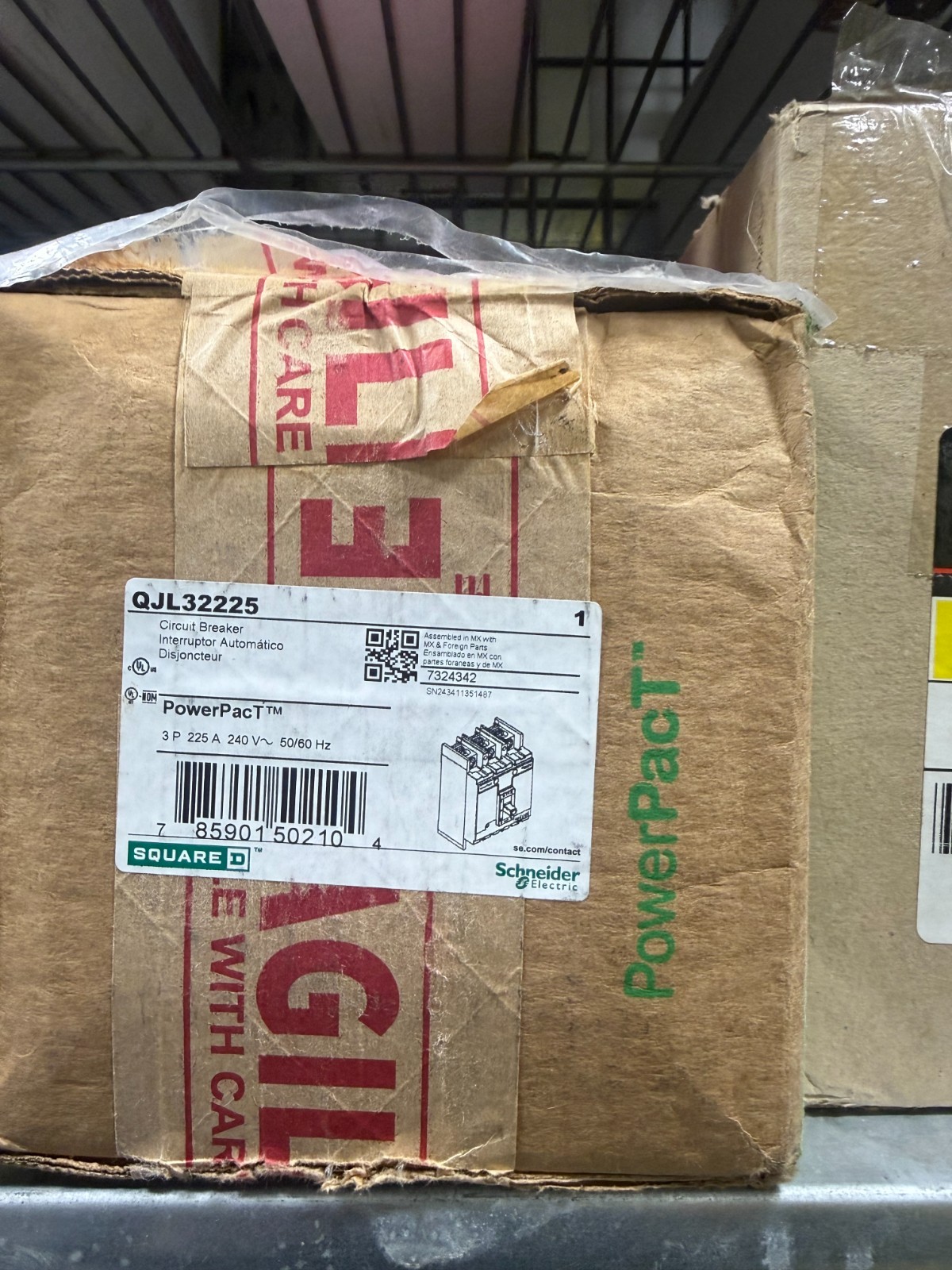 SQ D QJL32225 Circuit Breaker *New In Box*