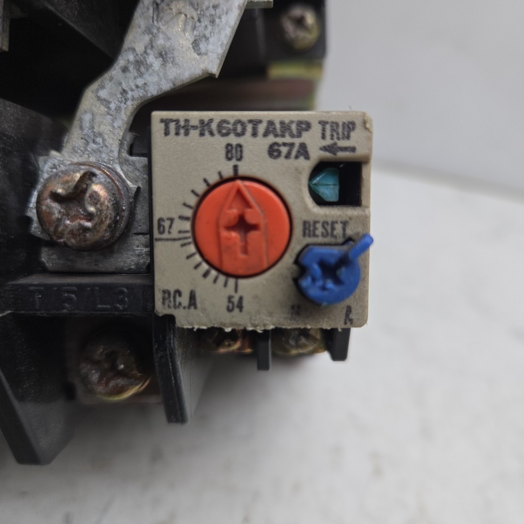 Mitsubishi S-K95 Magnetic Contactor 3 Pole w/ TH-K60TAKP Overload Relay Damage