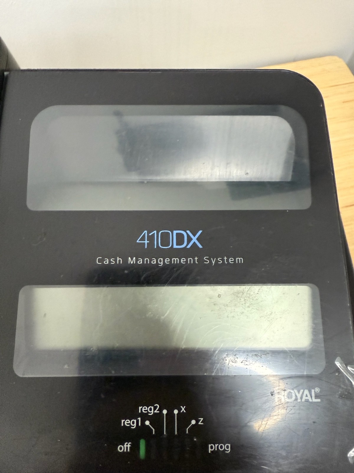 Royal 410DX Electronic Cash Register With KEY