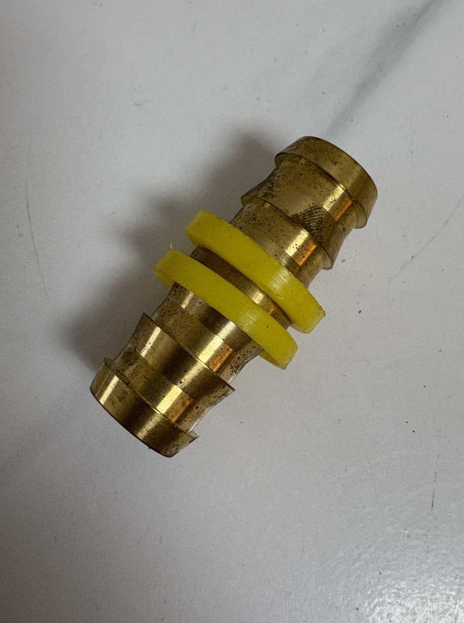 5/8” Brass Push-On Hose Menders KA10-10RM NOS Bundle of 4 Fittings
