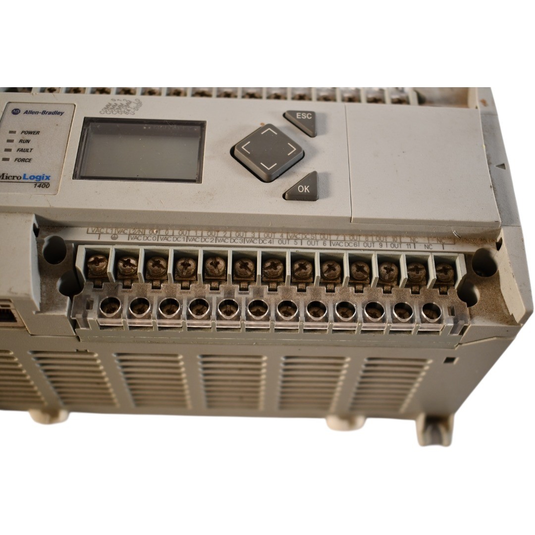 Allen Bradley 1766-L32BWA MicroLogix 1400 PLC 120/240V AC 32-Point