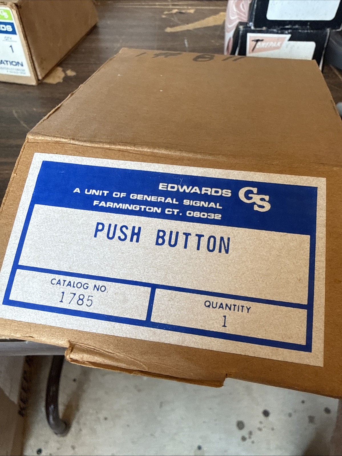 NEW EDWARDS SIGNALING 1785 WEATHERPROOF PUSHBUTTON