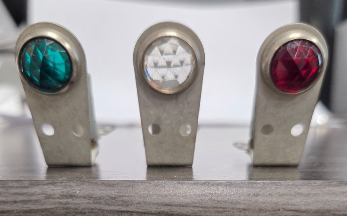 3 Vintage Glass Faceted Lens Panel Indicator Light Lamp Dialco Drake Dialight