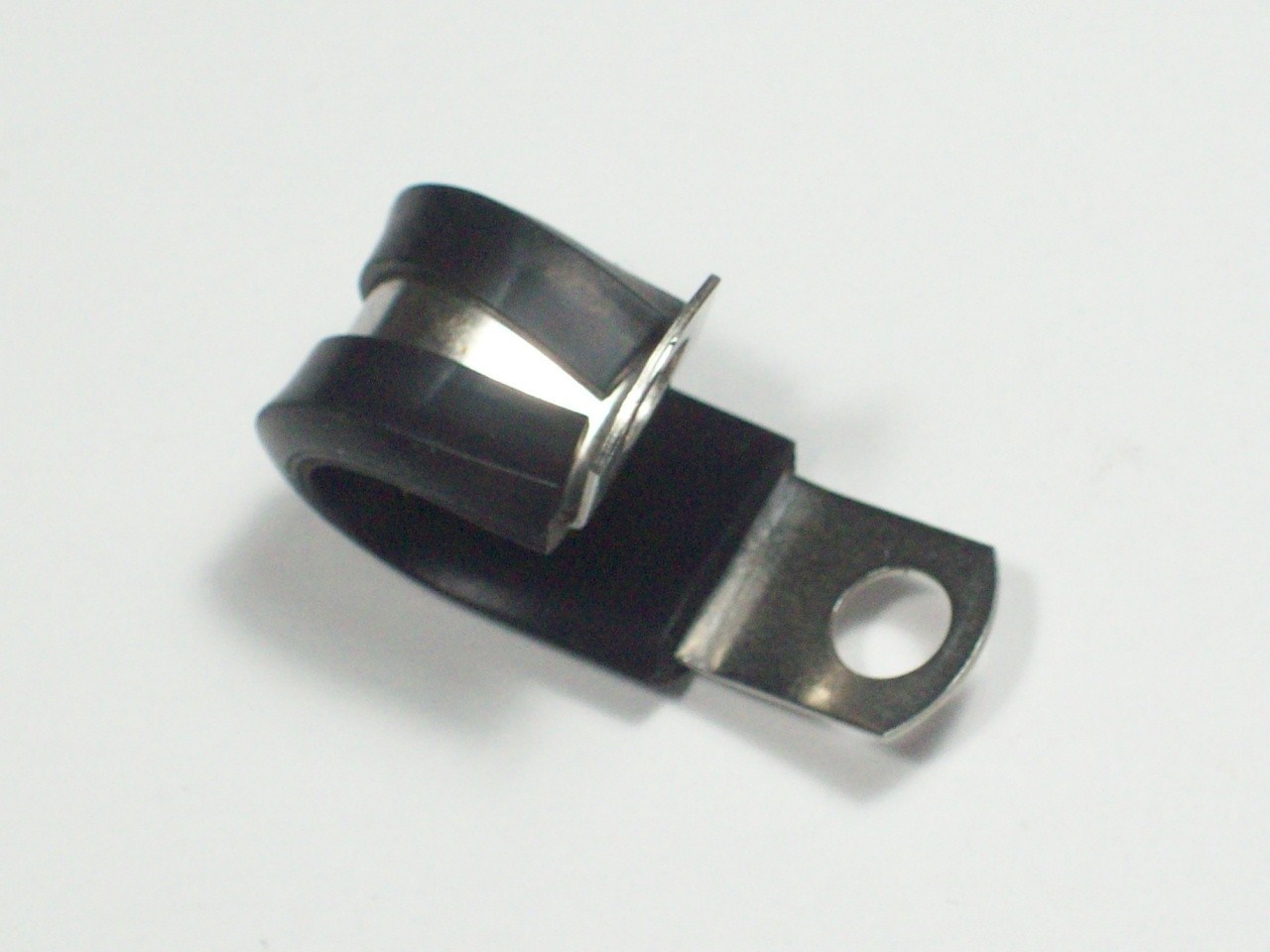 20 – Swagelok Stainless Steel P Clamp Supports, 1/2″ Tube, SS-TBP8