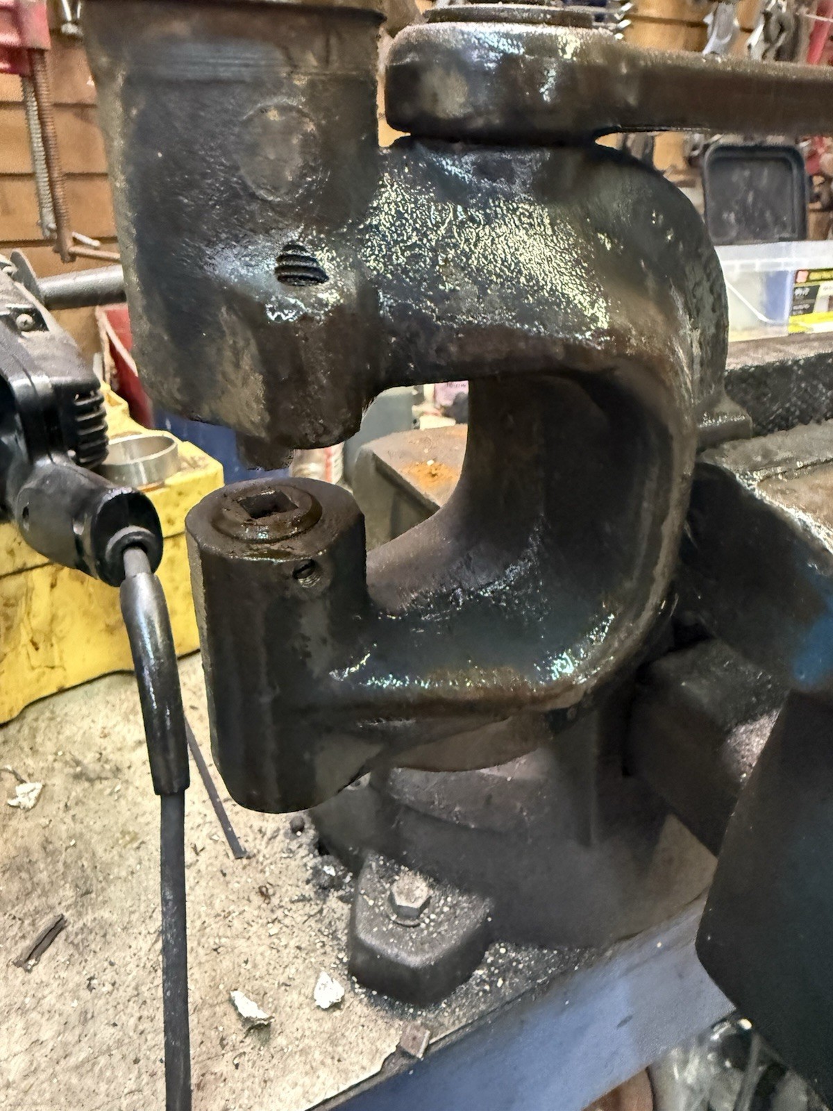 Roper Whitney No. 10 Medium Duty Portable Punch press