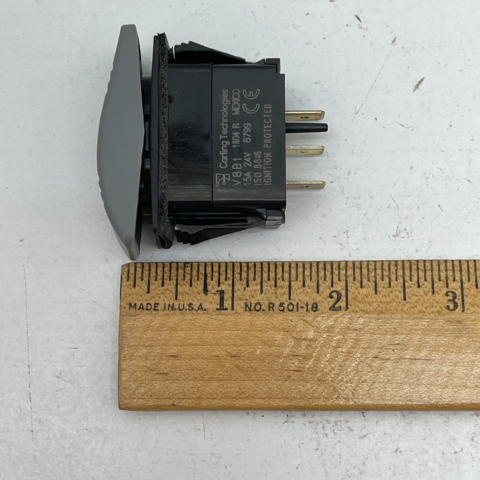Carling Technologies V8B1 15A Bright/Dim Rocker Switch 24V Gray