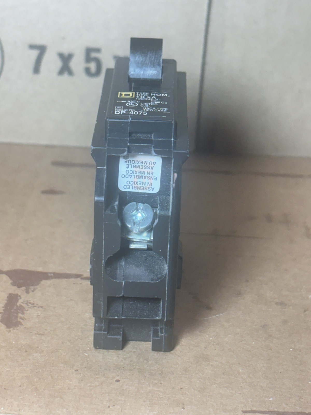 Homeline 30 Amp Single-Pole Circuit Breaker(Hom130Cp)