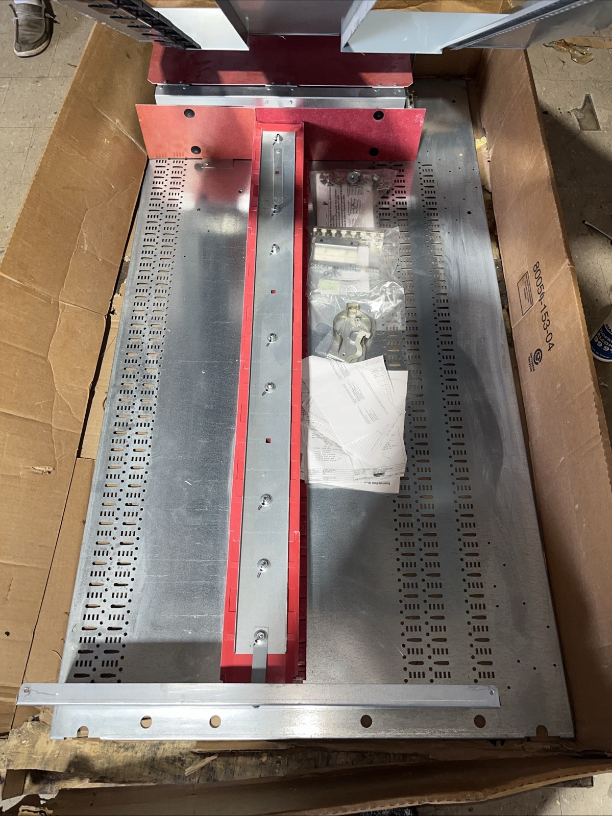 Square D HCP I-Line Panel Interior 800A 480/277V 3P 4W MLO/MB 66 Cir W/ Trim Kit