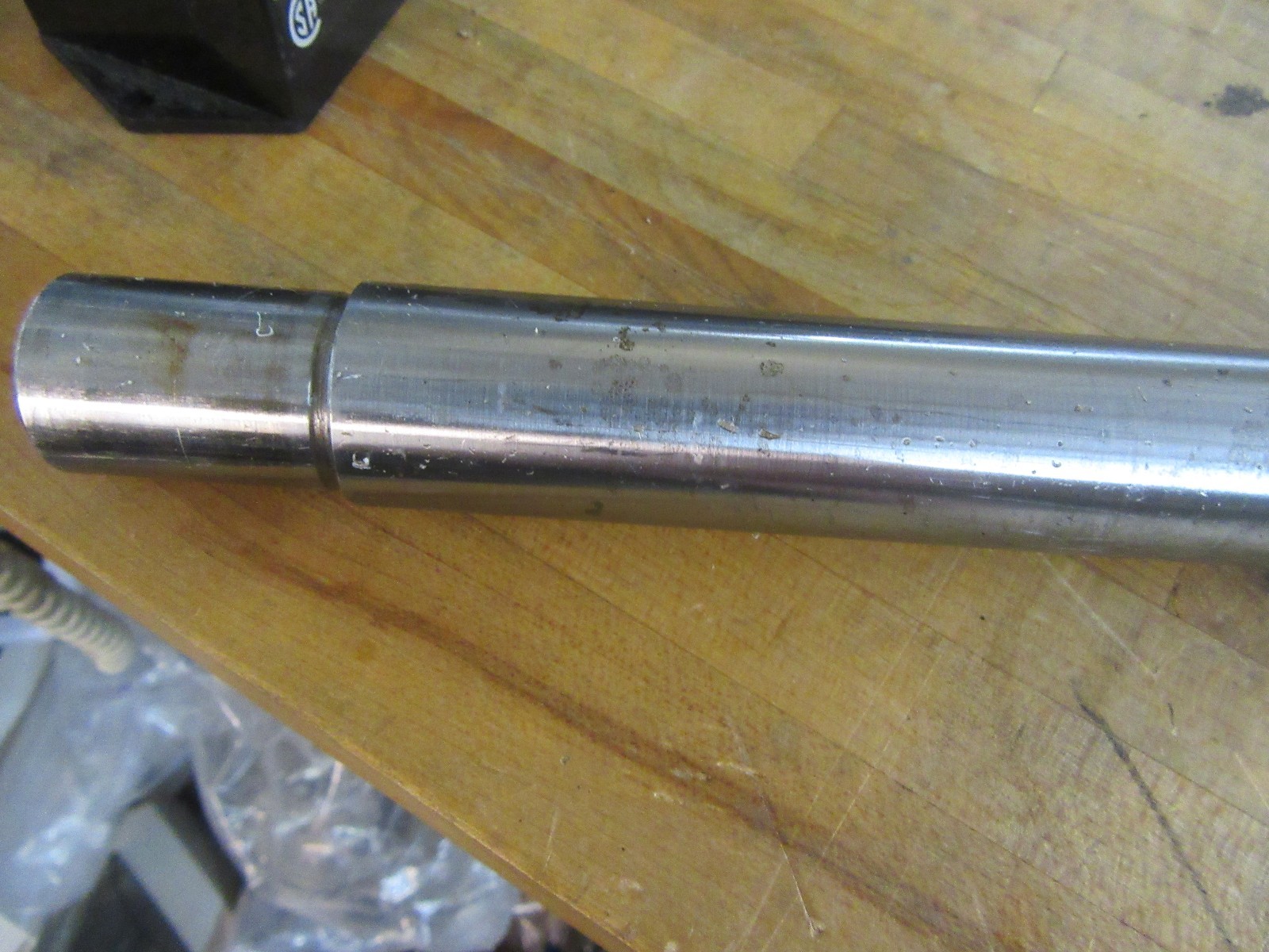 ballscrew linear shaft w/ nut 39″ screw 63″ total appx. 1″ diameter [A-0]