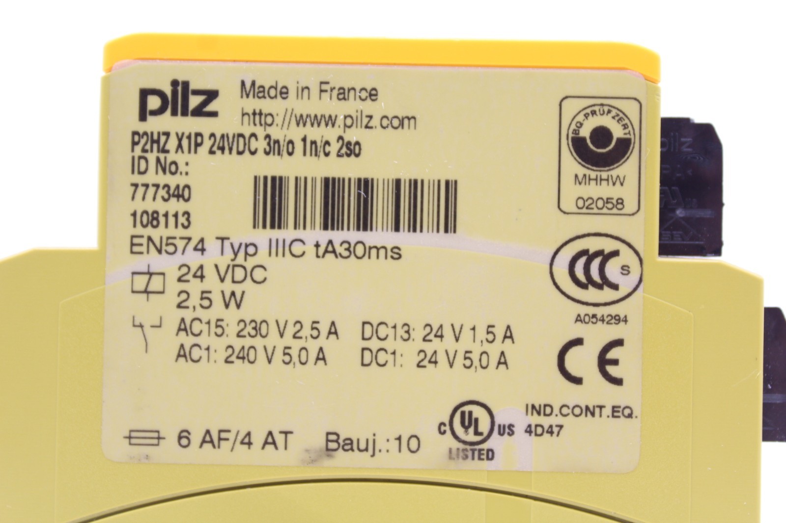 Pilz P2HZ X1P 24VDC 3n/o 1n/c 2so Standalone Safety Control Relay