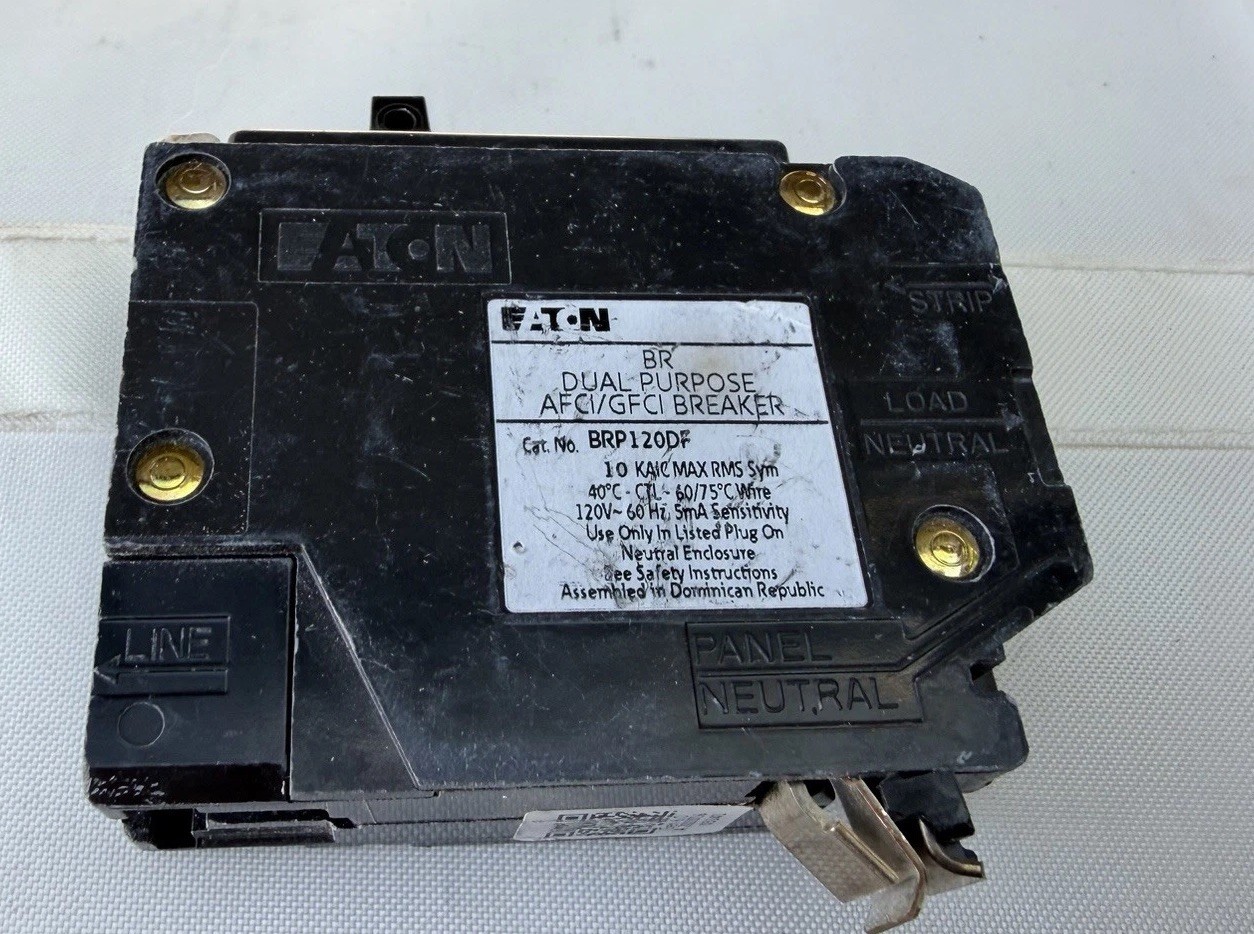 Eaton BRP120DF 20A Dual Function AFCI/GFCI Breaker Lot of 10