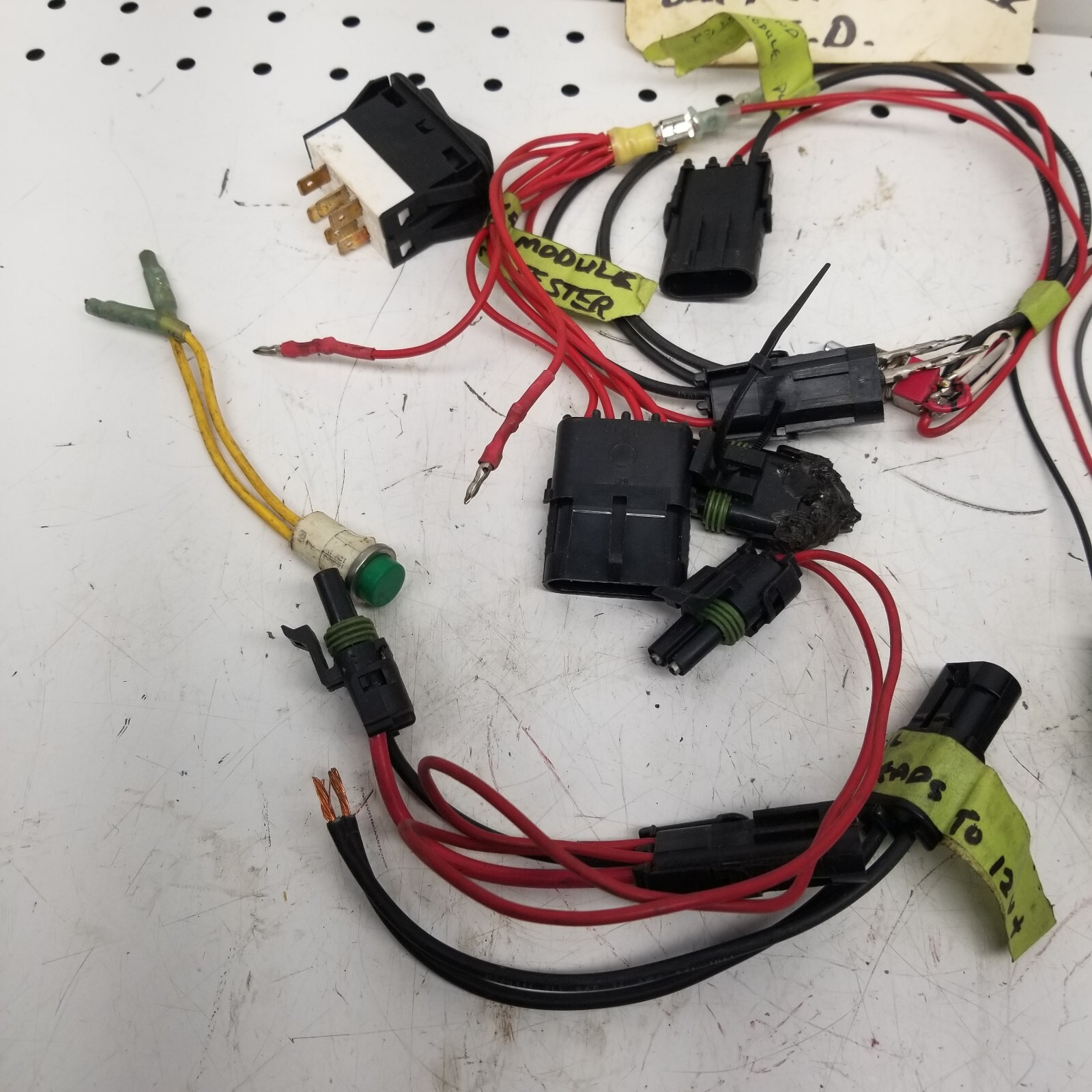 AIM COMMAND BOOM HARNESS TESTER L.E.D. CNH CASE ih PATRIOT SPRAYER Wire Harness