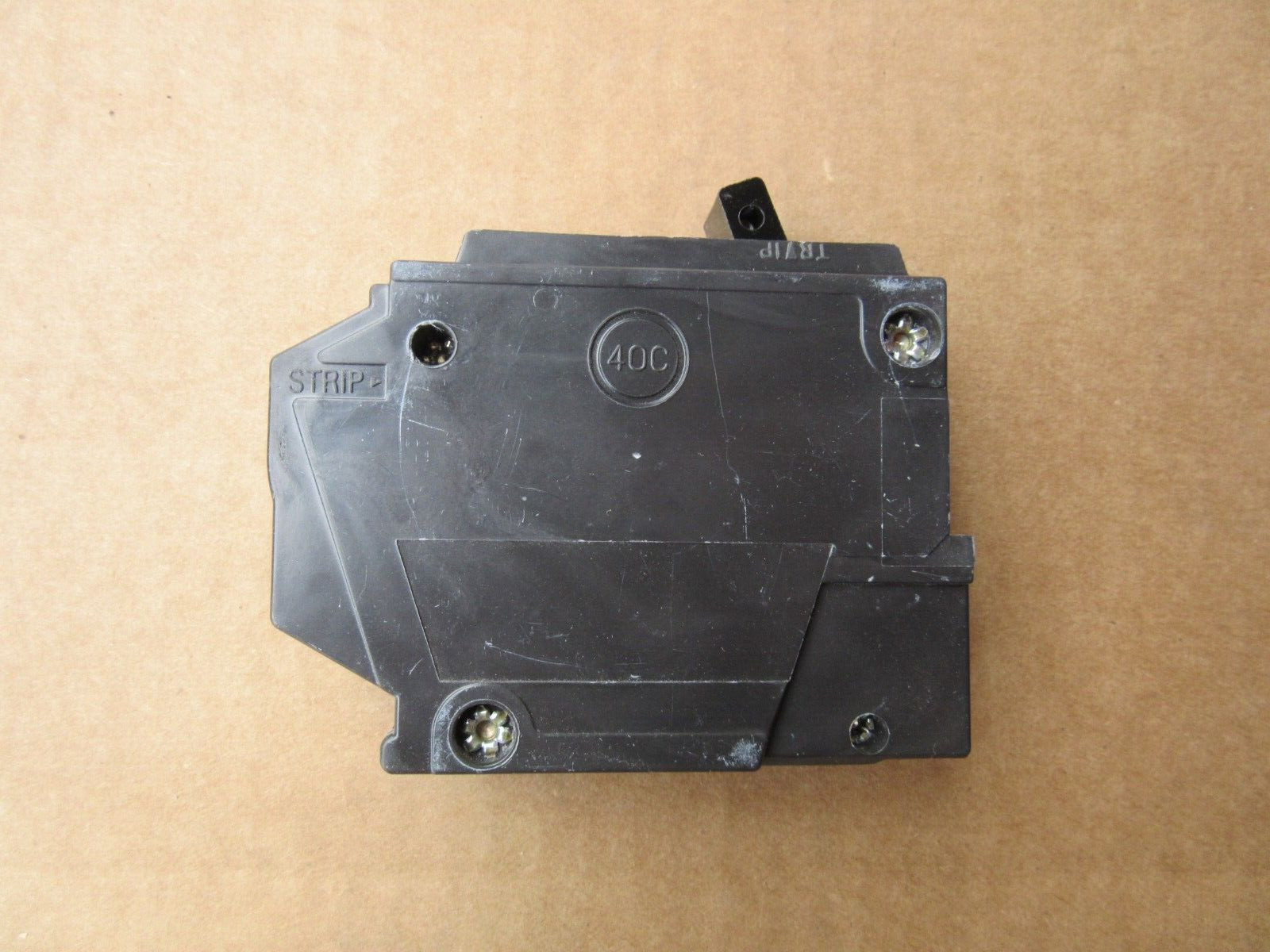 GE THHQL1120 Circuit Breaker 1P 20A 120/240V 22KA New Free Shipping