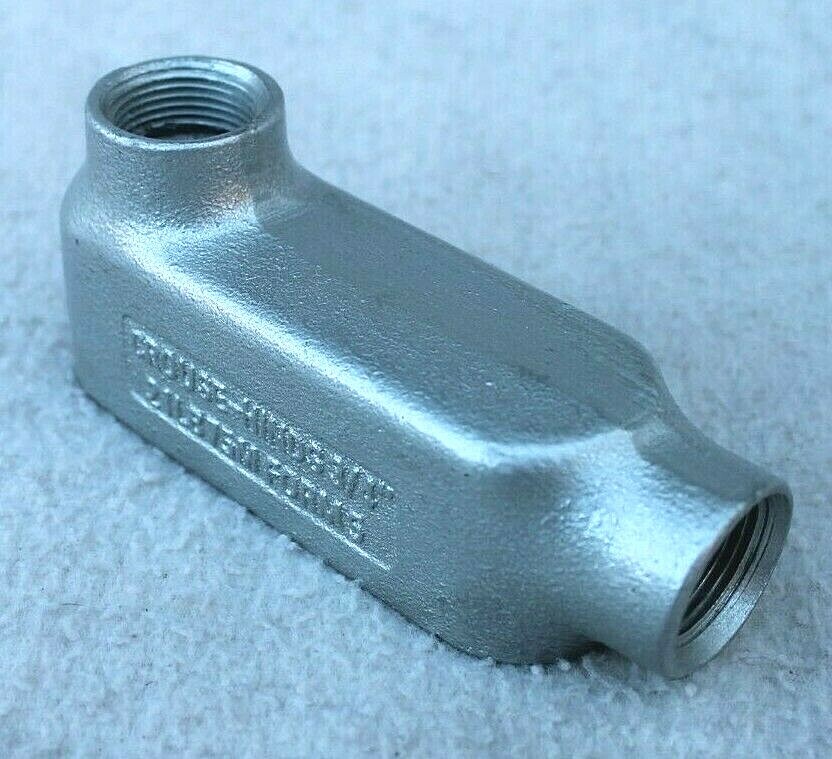 Crouse-Hinds 3/4″ 21LB75M Form 5 Conduit Body