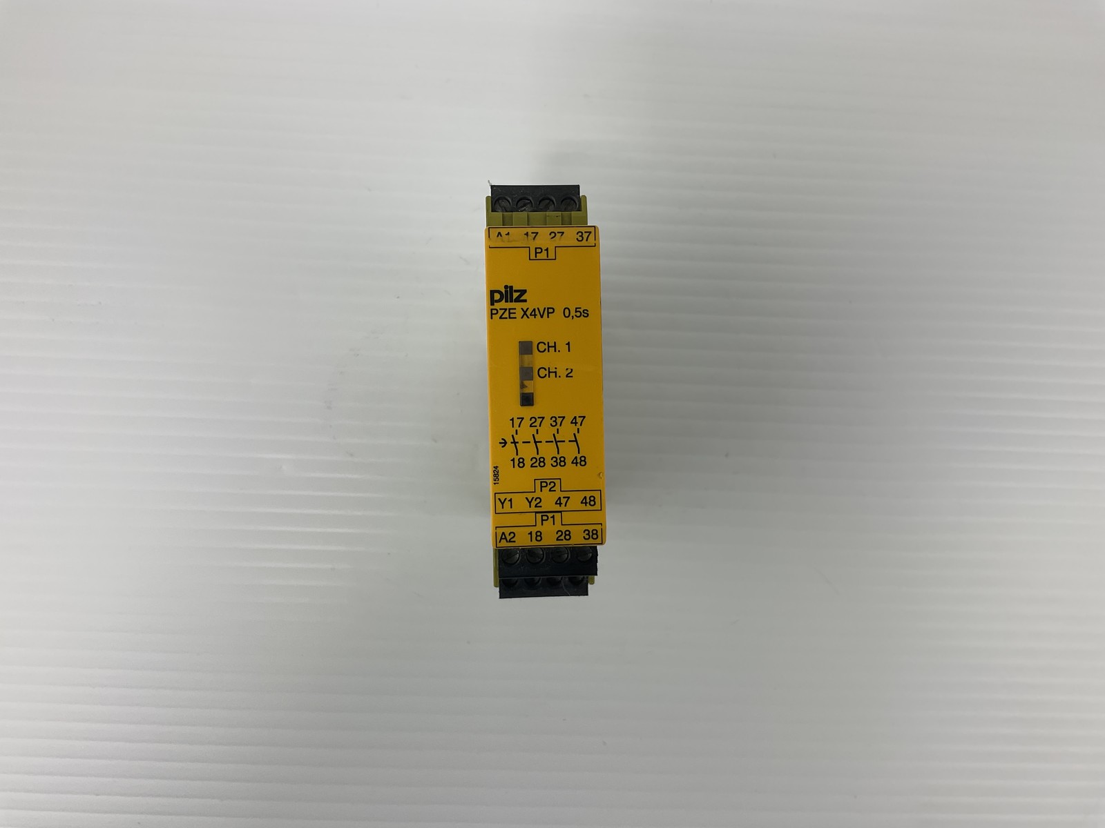 Pilz PZE X4VP Safety Relay 0,5/24VDC