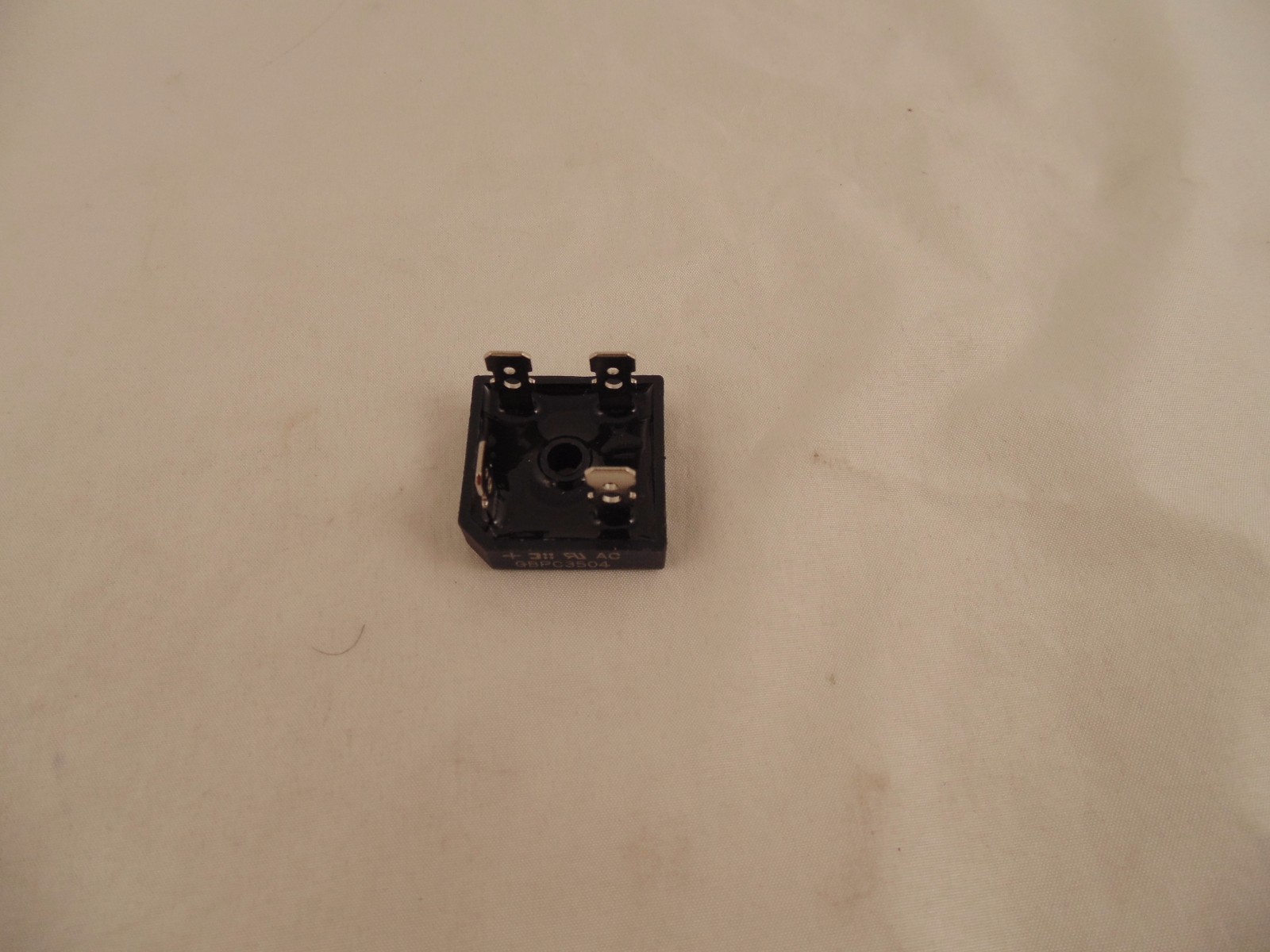 Delta GBPC3504W GBPC3504 35A 400v Diode Bridge Rectifier 32-2