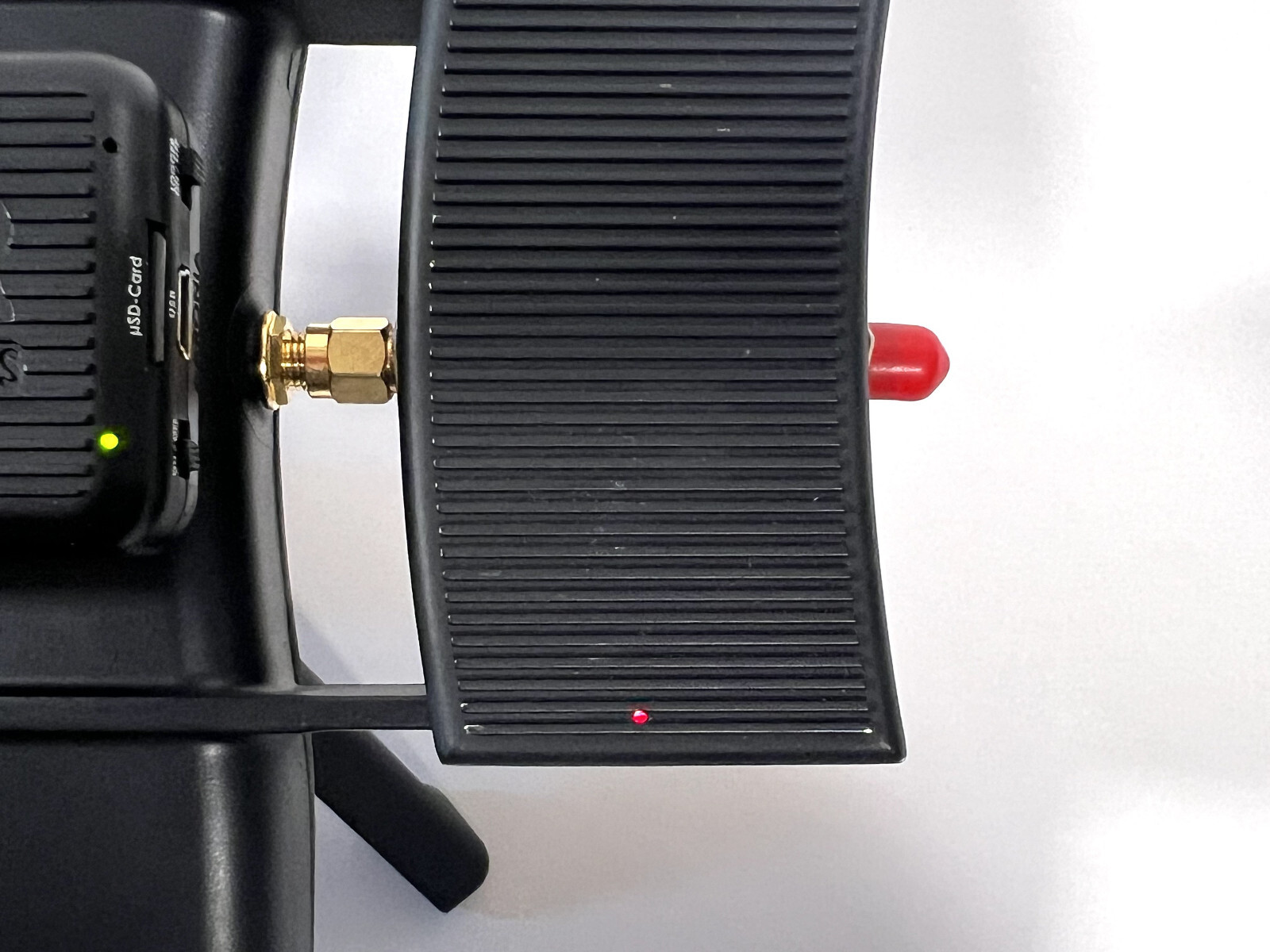 Aaronia HyperLOG 60100X BPA Active Directional Antenna 680MHz – 10GHz w/ GPS Log