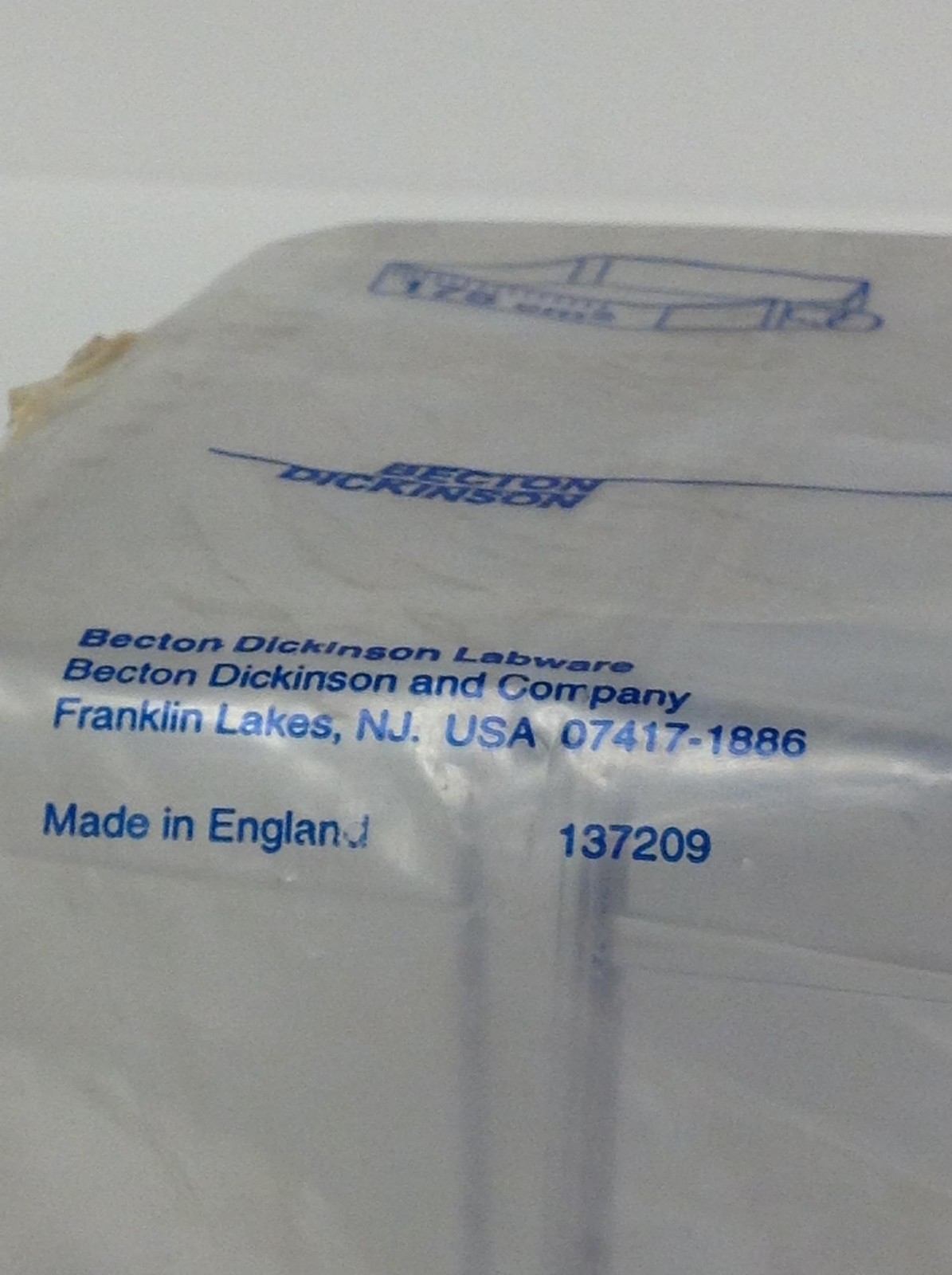 NEW Pack Of 30 750ml Becton Dickinson Tissue Culture Flasks Straight Neck