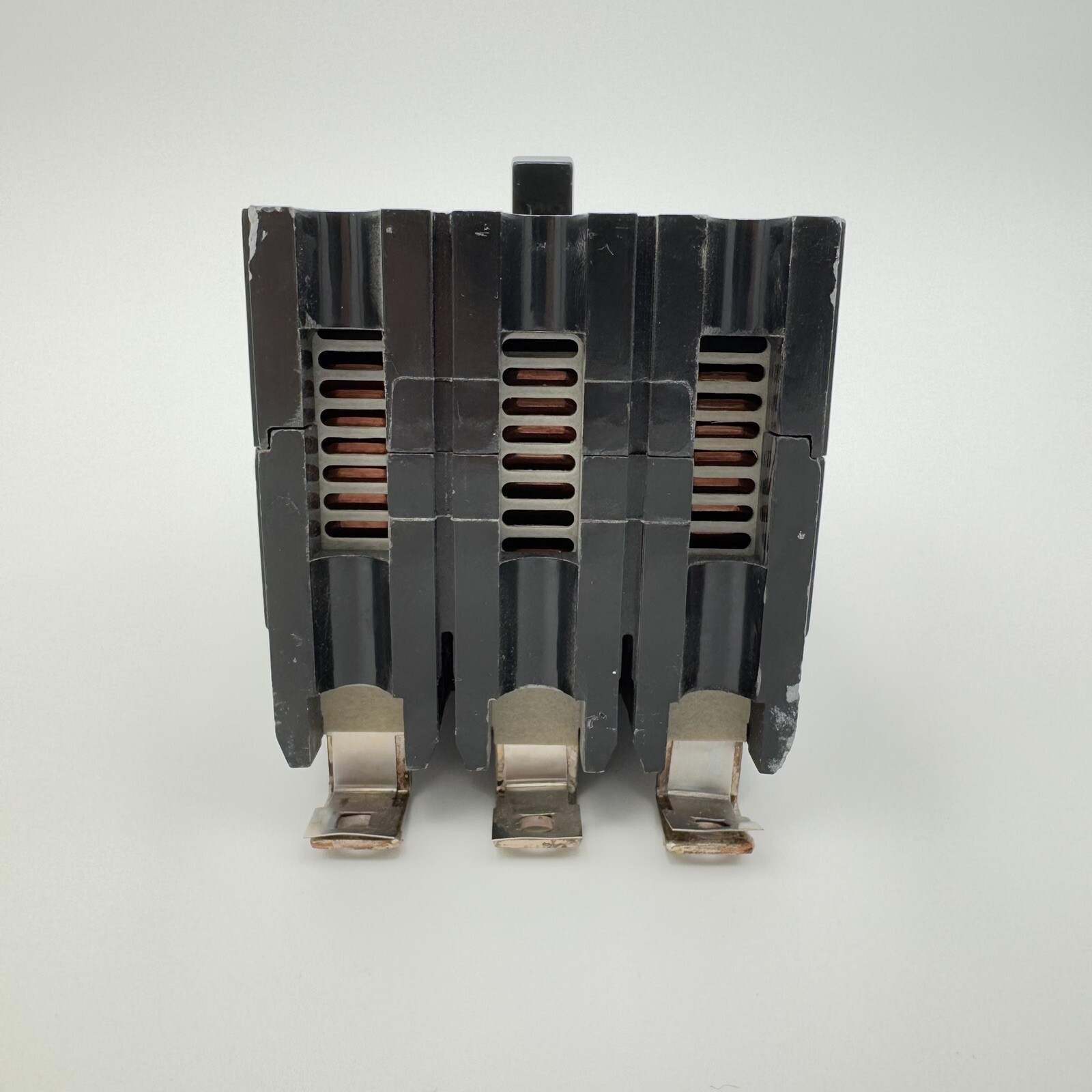 GE Breaker TEY330 3 Pole 30A 277/480 General Electric Bolt On