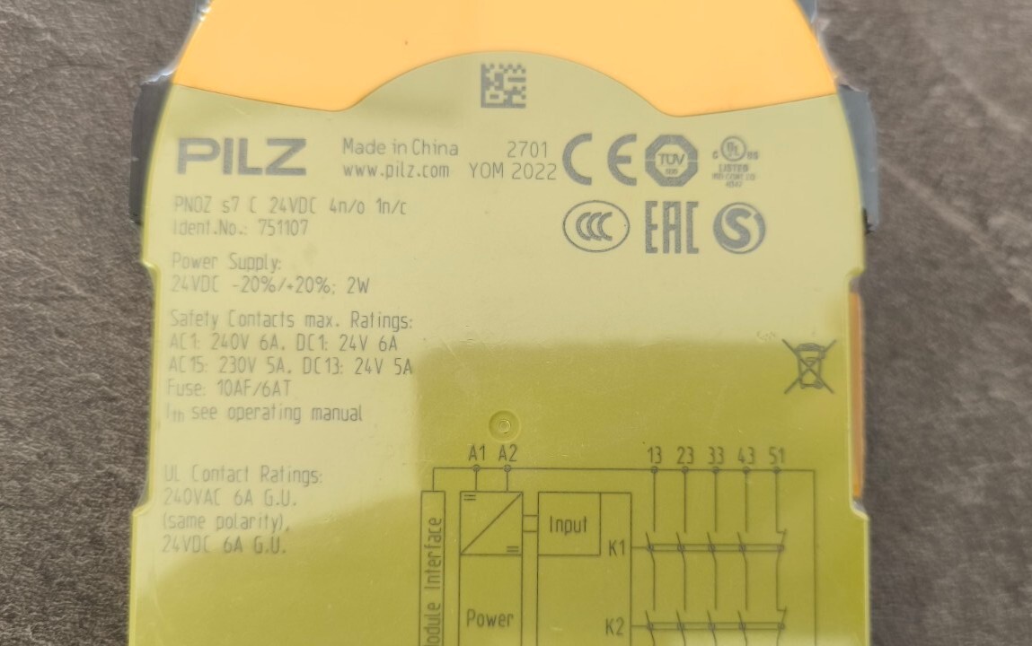 Pilz 751107 PNOZ S7 Relé Di Sicurezza 4no 1 nc