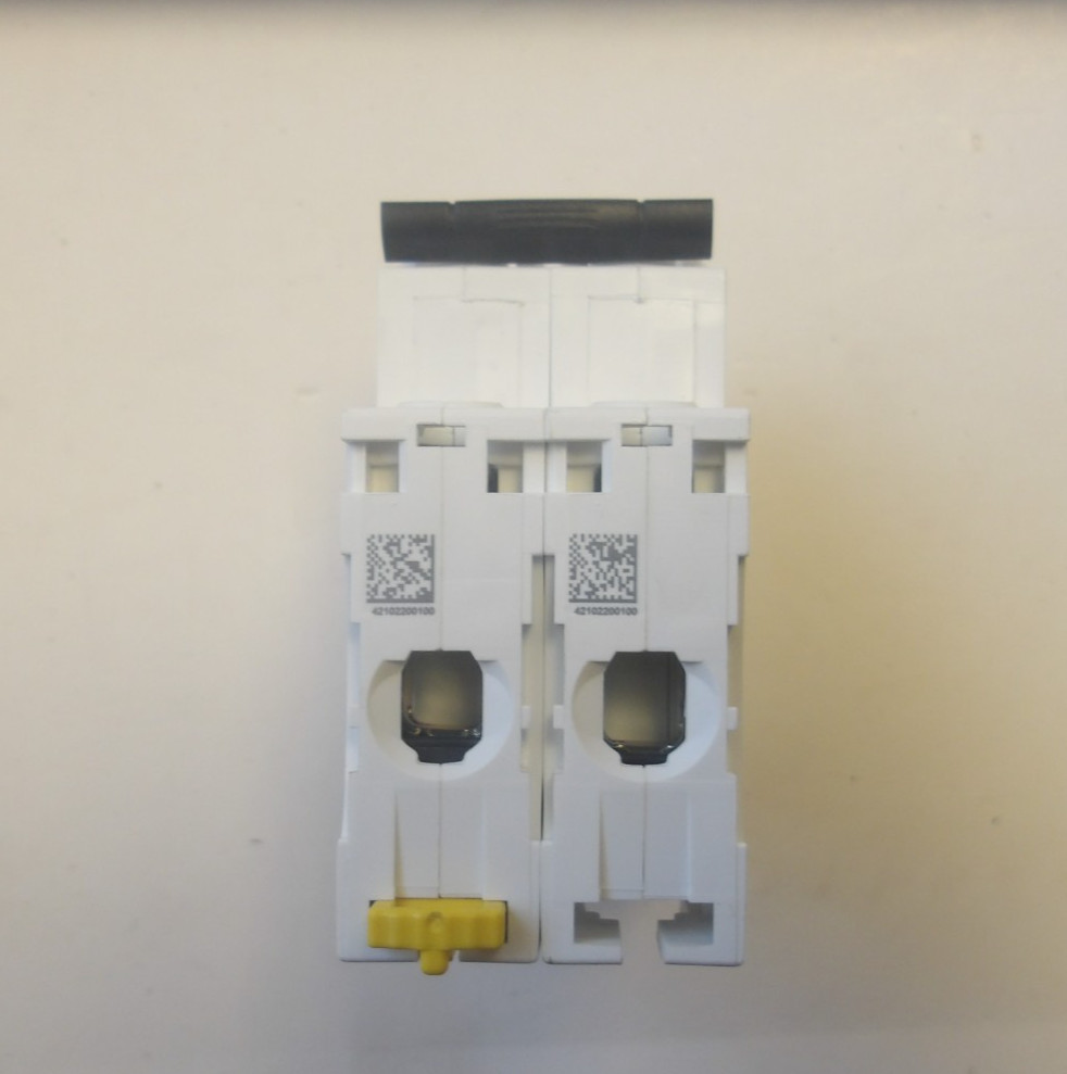 SCHNEIDER ELECTRIC P/N: A9F74210 CIRCUIT BREAKER 10A 2POLE 400V AC 50/60HZ