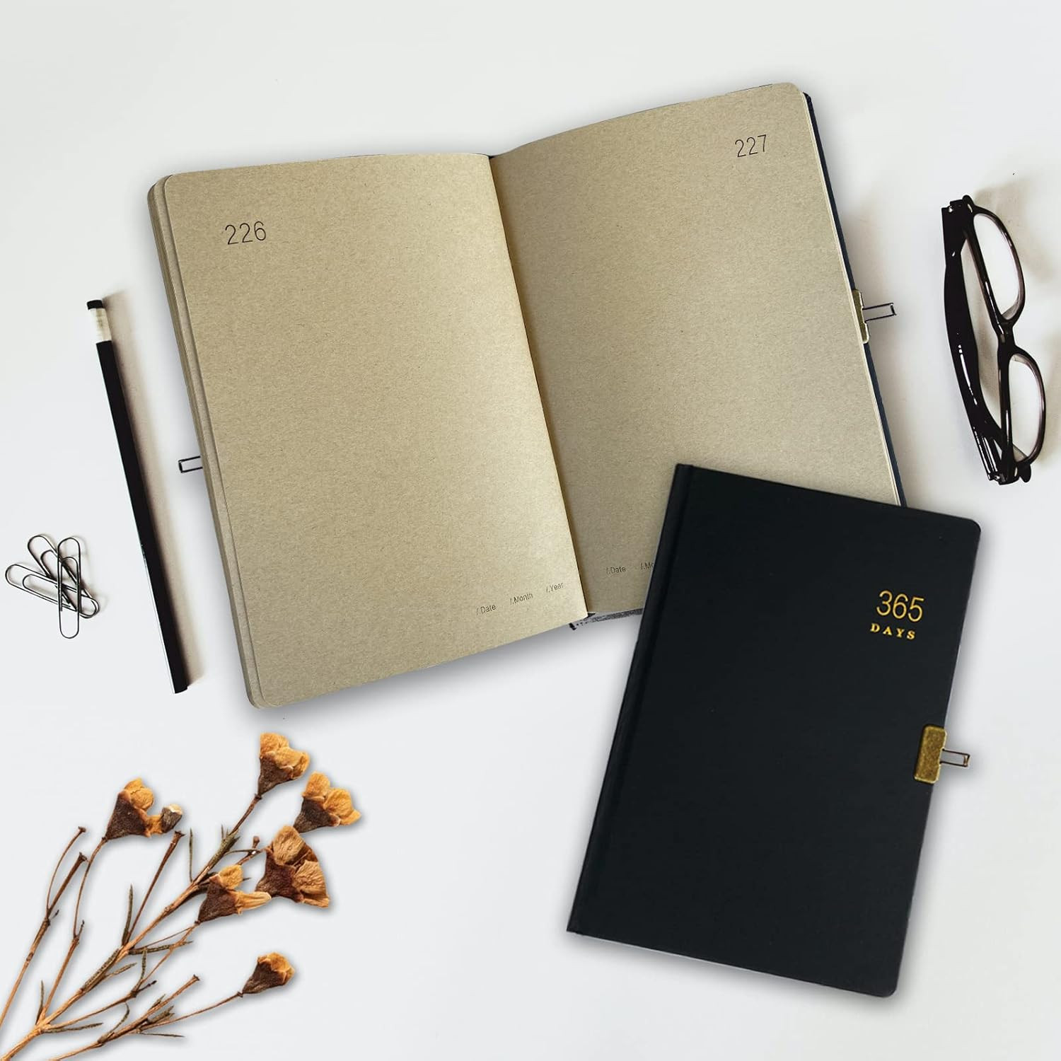 Vintage 365 Journal with Lock and Key, A5 Blank Page Diary for Women Men, Black