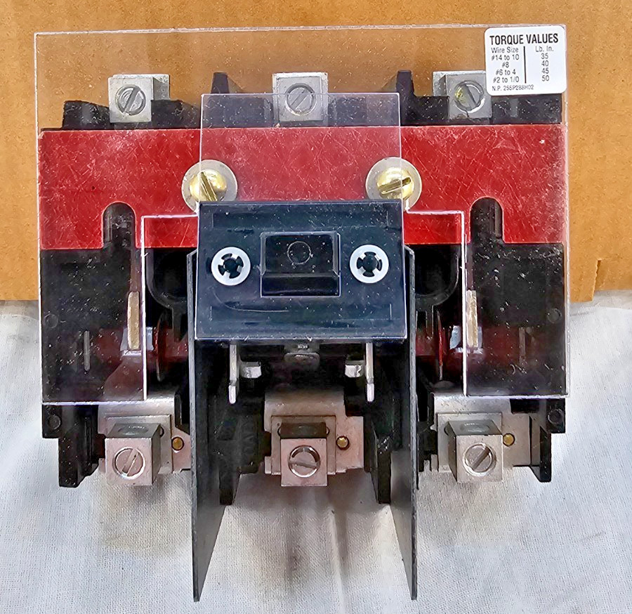 NEW – Eaton DS26U Type DS Disconnect Switch Non-Fusible 60A 3P 600V AC – 250V DC