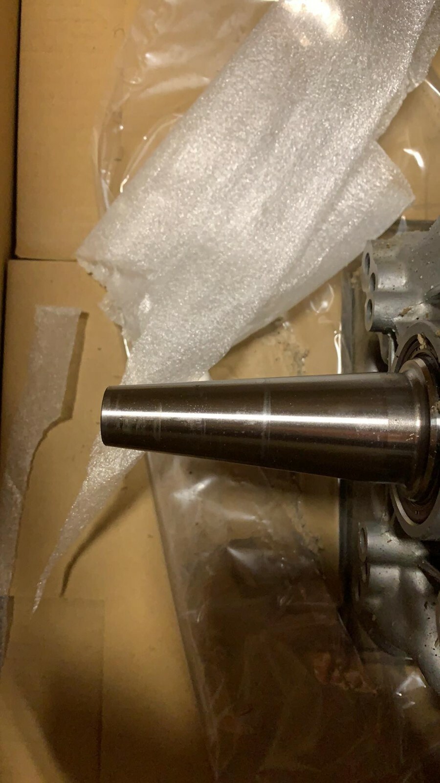 Crank shaft Adapter Taper to 1 1/8″ In. 1/4 key Briggs & Stratton Vanguard 37hp
